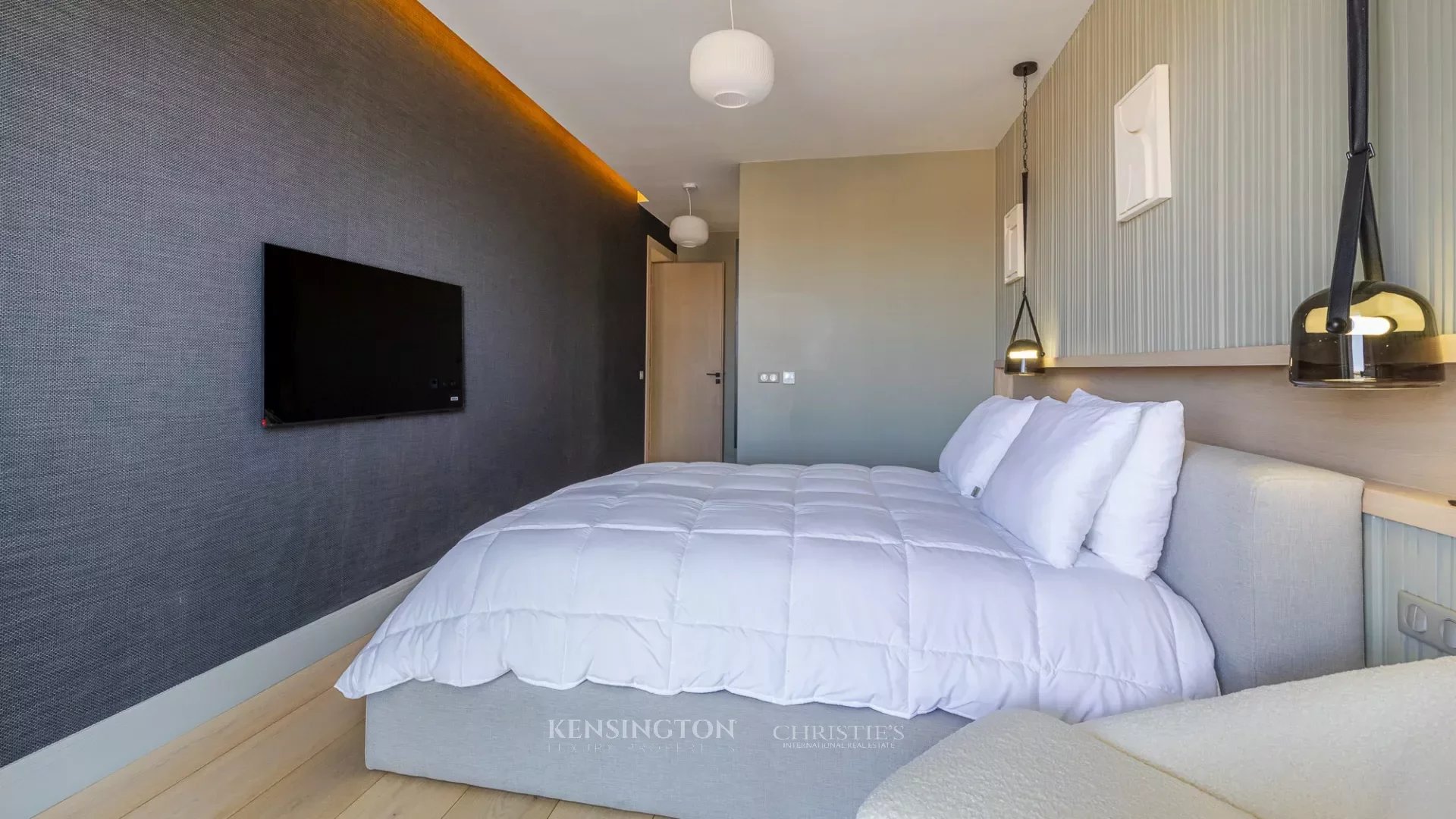 4 Bedroom Villa/Townhouse's Image 15