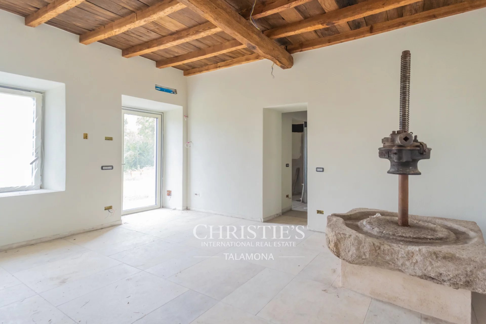 4 Bedroom Villa/Townhouse's Image 3