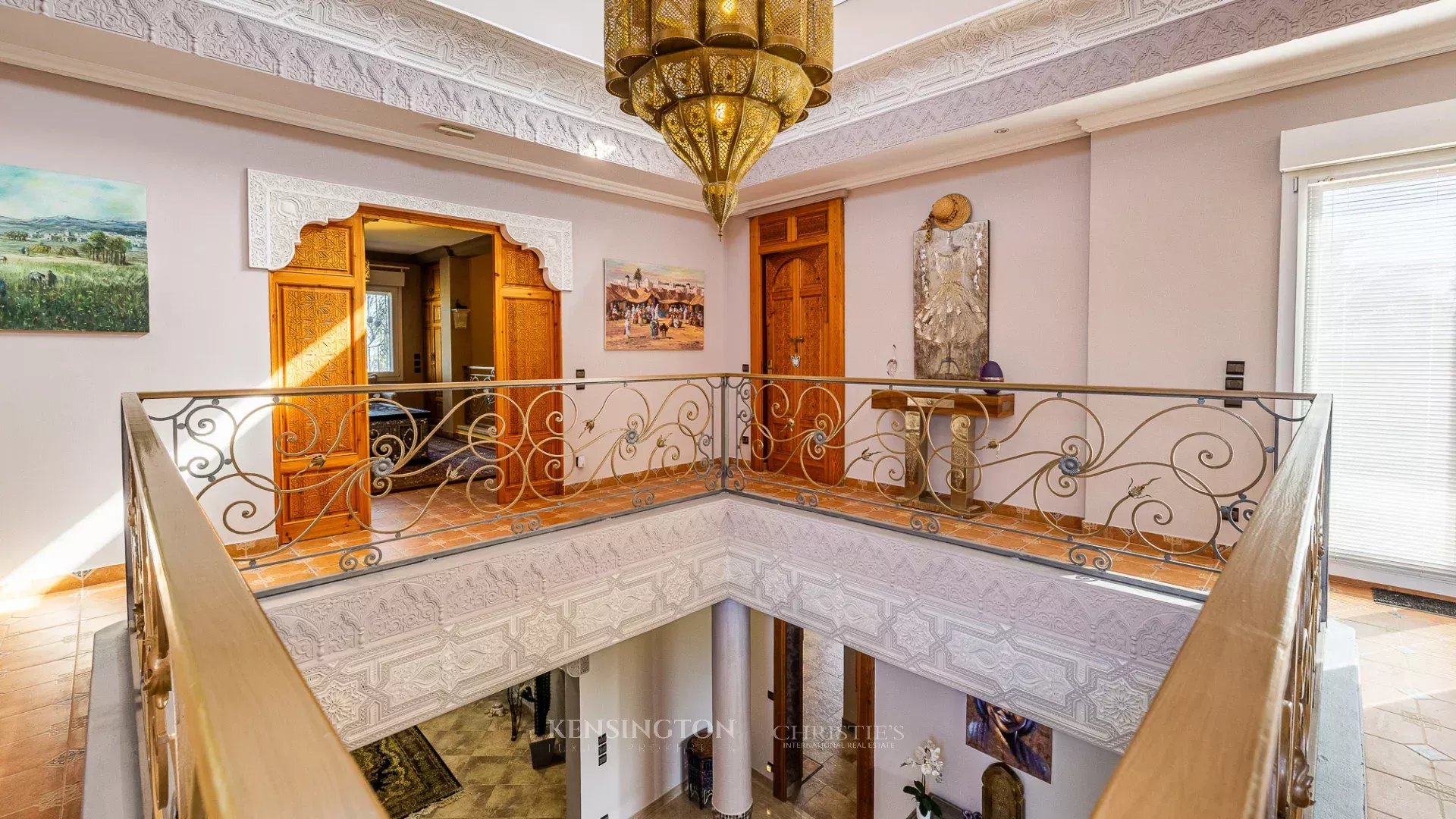 6 Bedroom Villa/Townhouse's Image 16