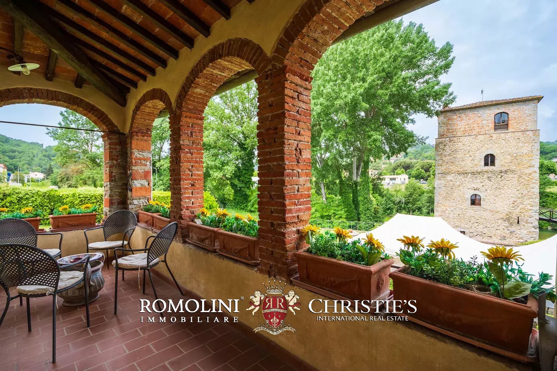 16 Bedroom Villa/Townhouse's Image 15