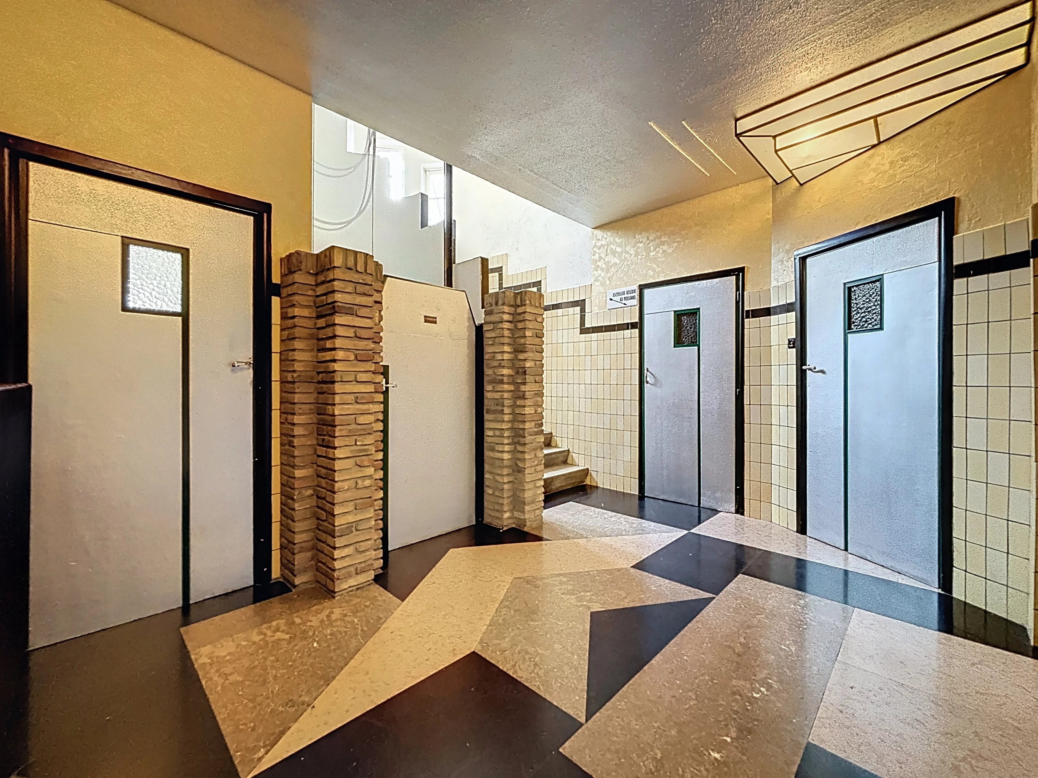 Ixelles - Avenue Molière - Elegant appartement