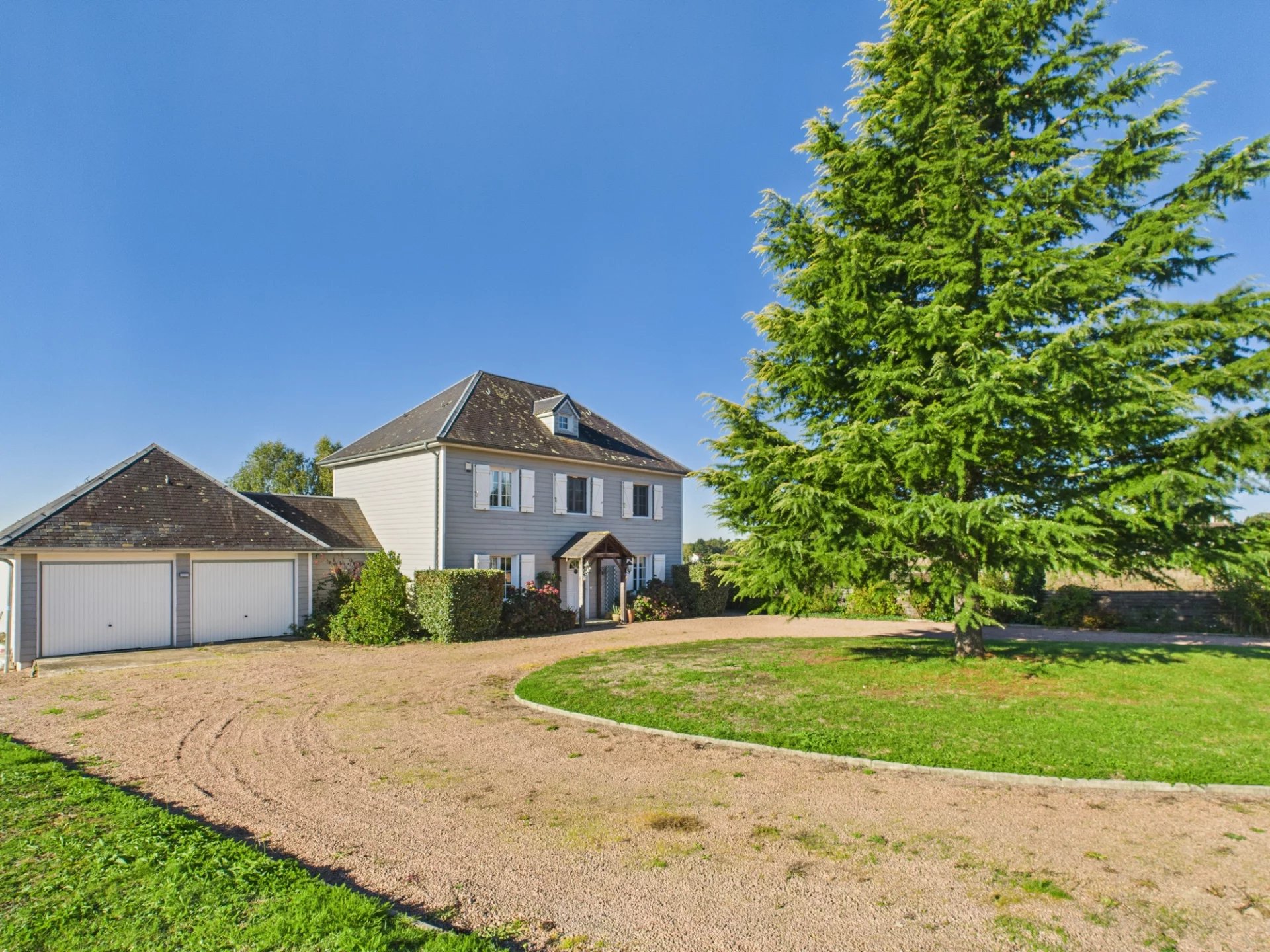House in Abjat-sur-Bandiat - view 1