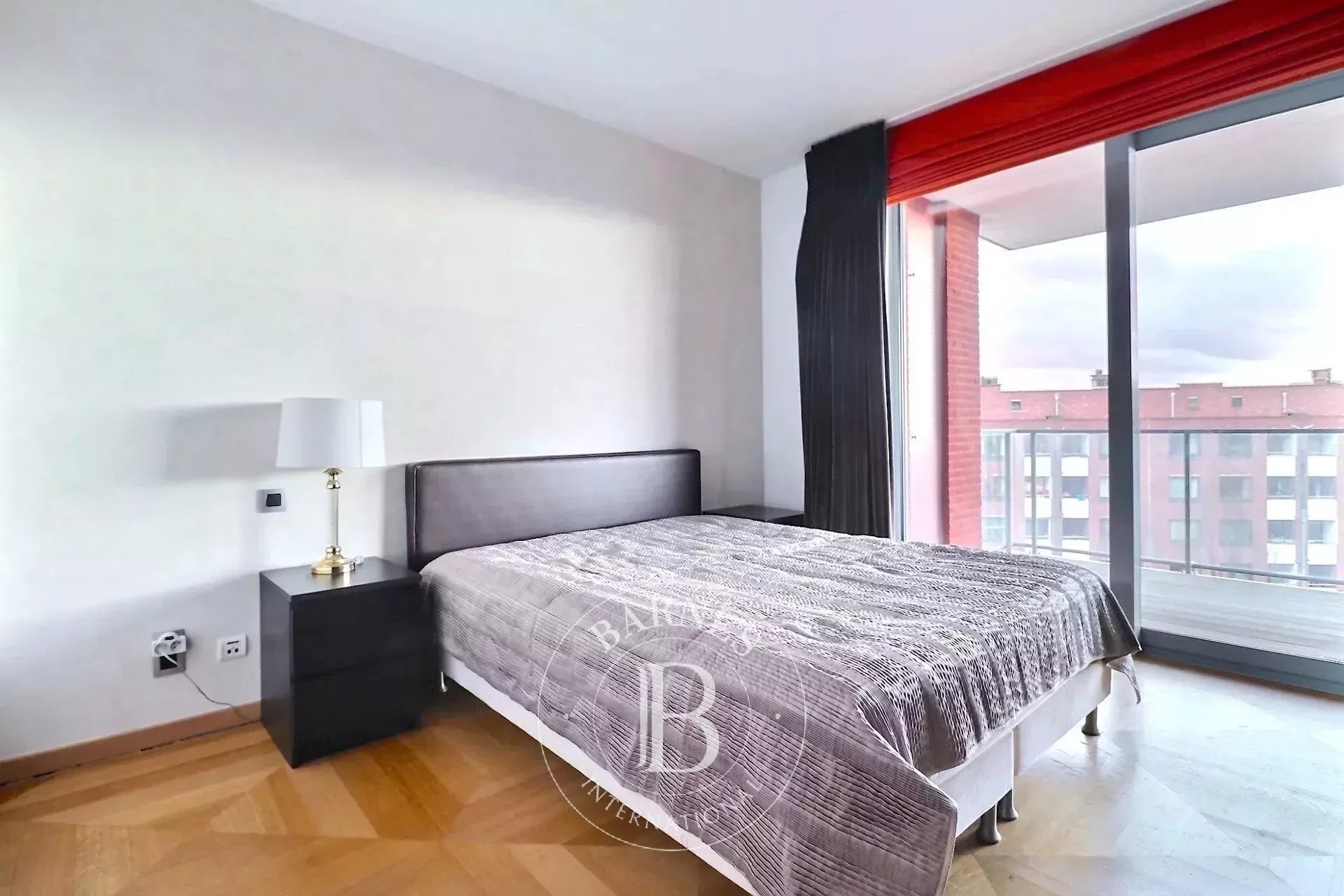 Avenue Louise - Appartement meublé 2ch + terrasse + garage (optionnel)