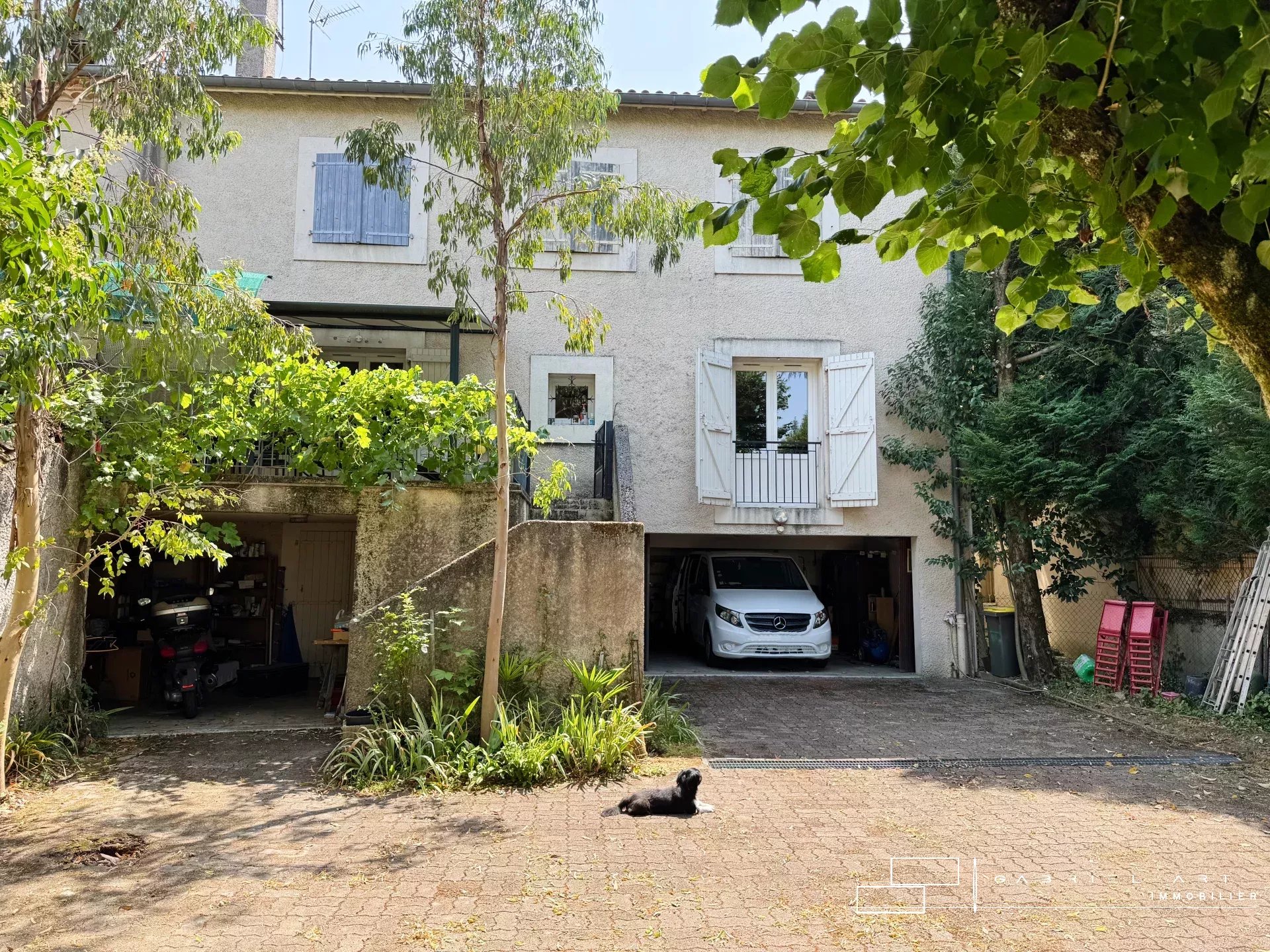 Agence immobilière de 