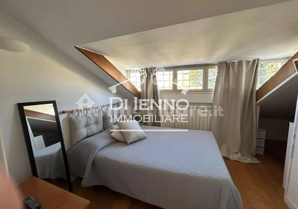 Rental Attic Roma Fleming