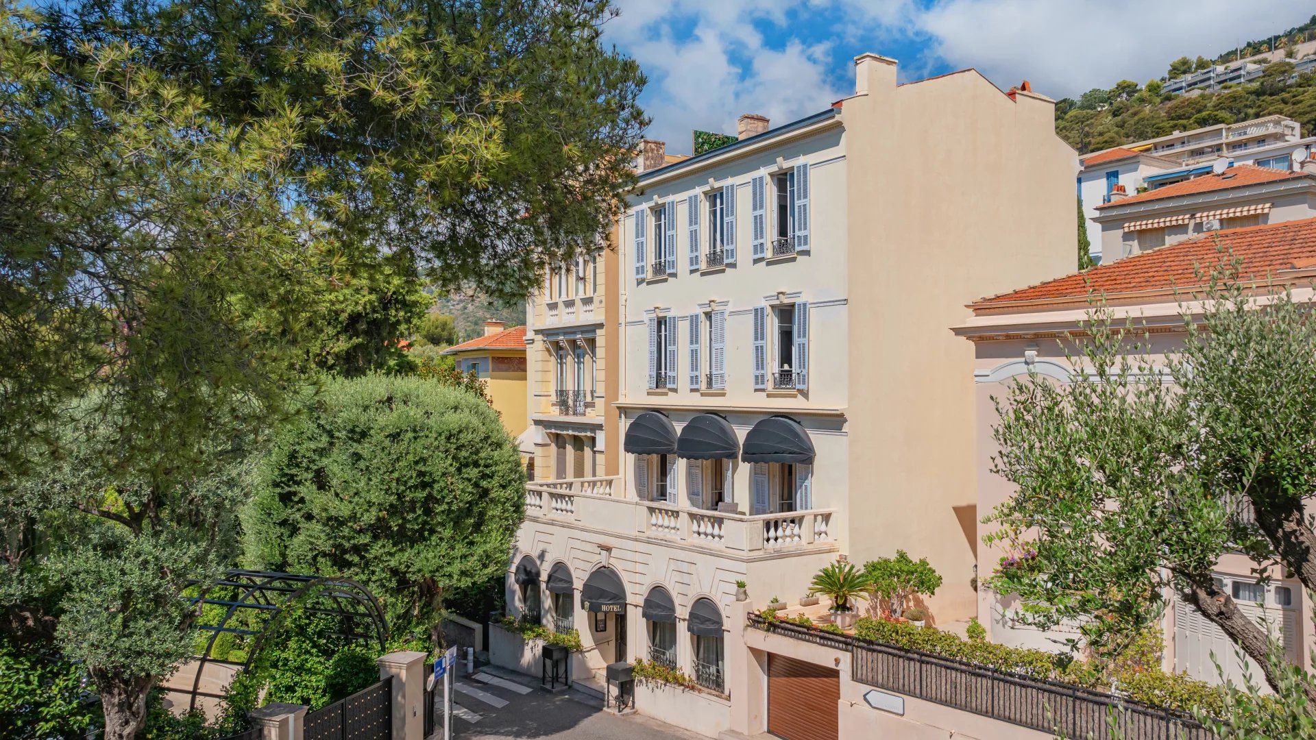 Sale Hotel Cap-d'Ail