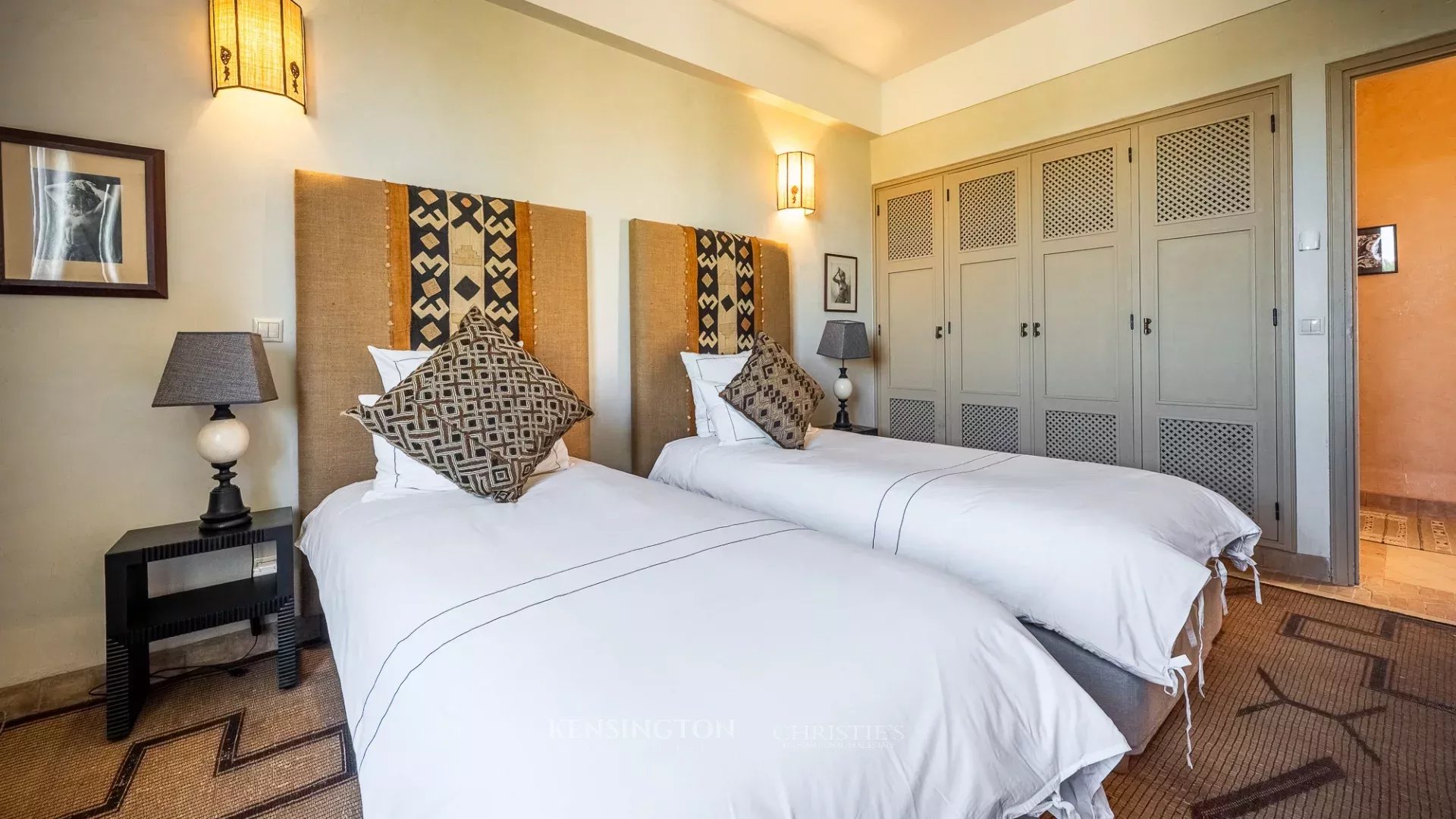 5 Bedroom Villa/Townhouse's Image 49