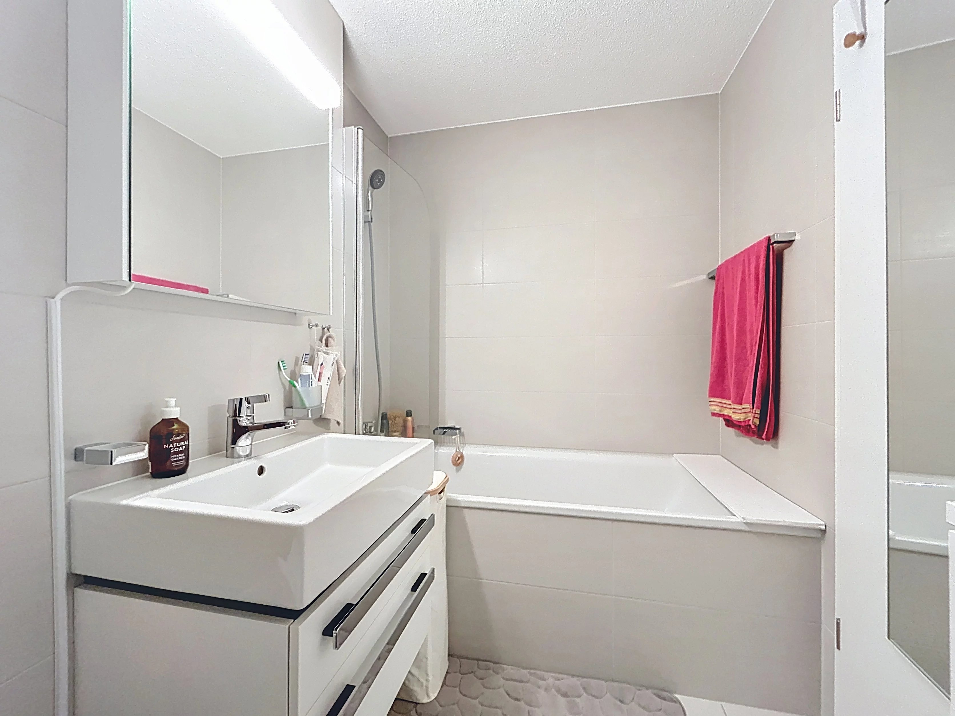 Spacieux et lumineux 4.5 pièces idéalement situé