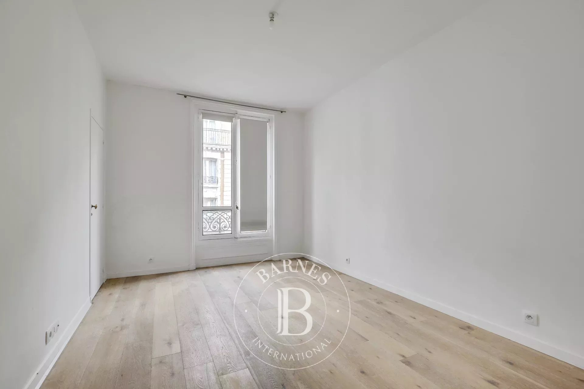 Apartment - Paris 6 - Croix Rouge/Du Four - 108,83 sqm - 3 bedrooms - picture 8