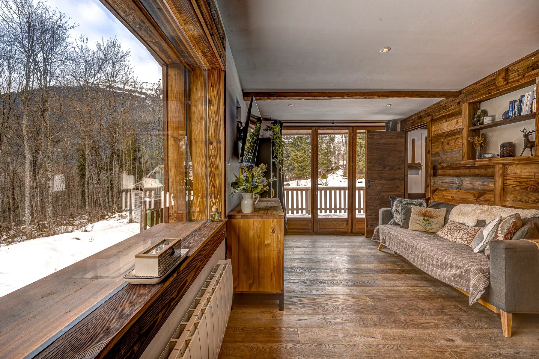 Photo of CHAMONIX - A 2 bedroom chalet surrounded by nature