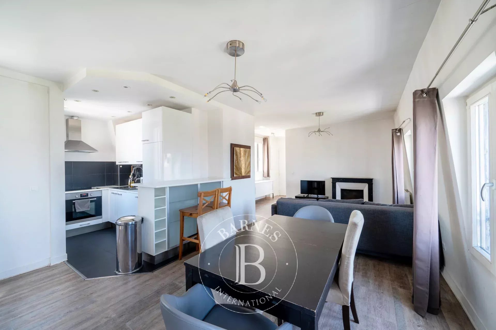 Daire Levallois-Perret - picture 5