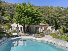 Exceptional villa entirely renovated Tourrettes sur Loup — photo 3 of 7