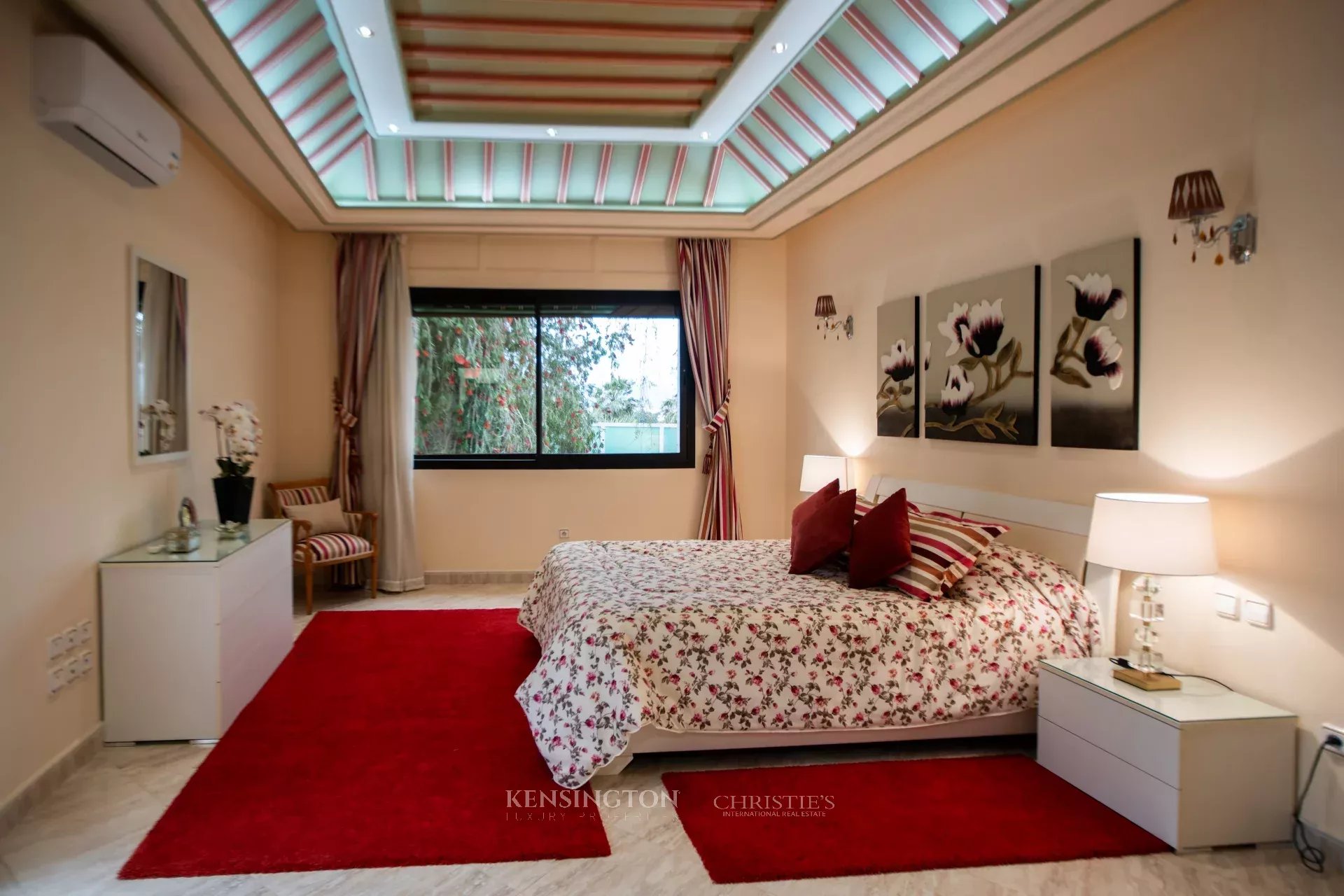 4 Bedroom Villa/Townhouse's Image 10