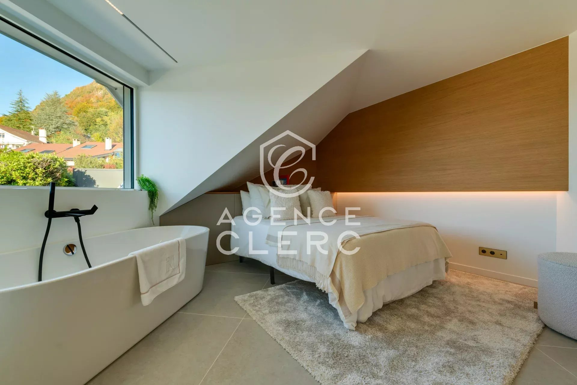 5 Bedroom Villa/Townhouse's Image 21