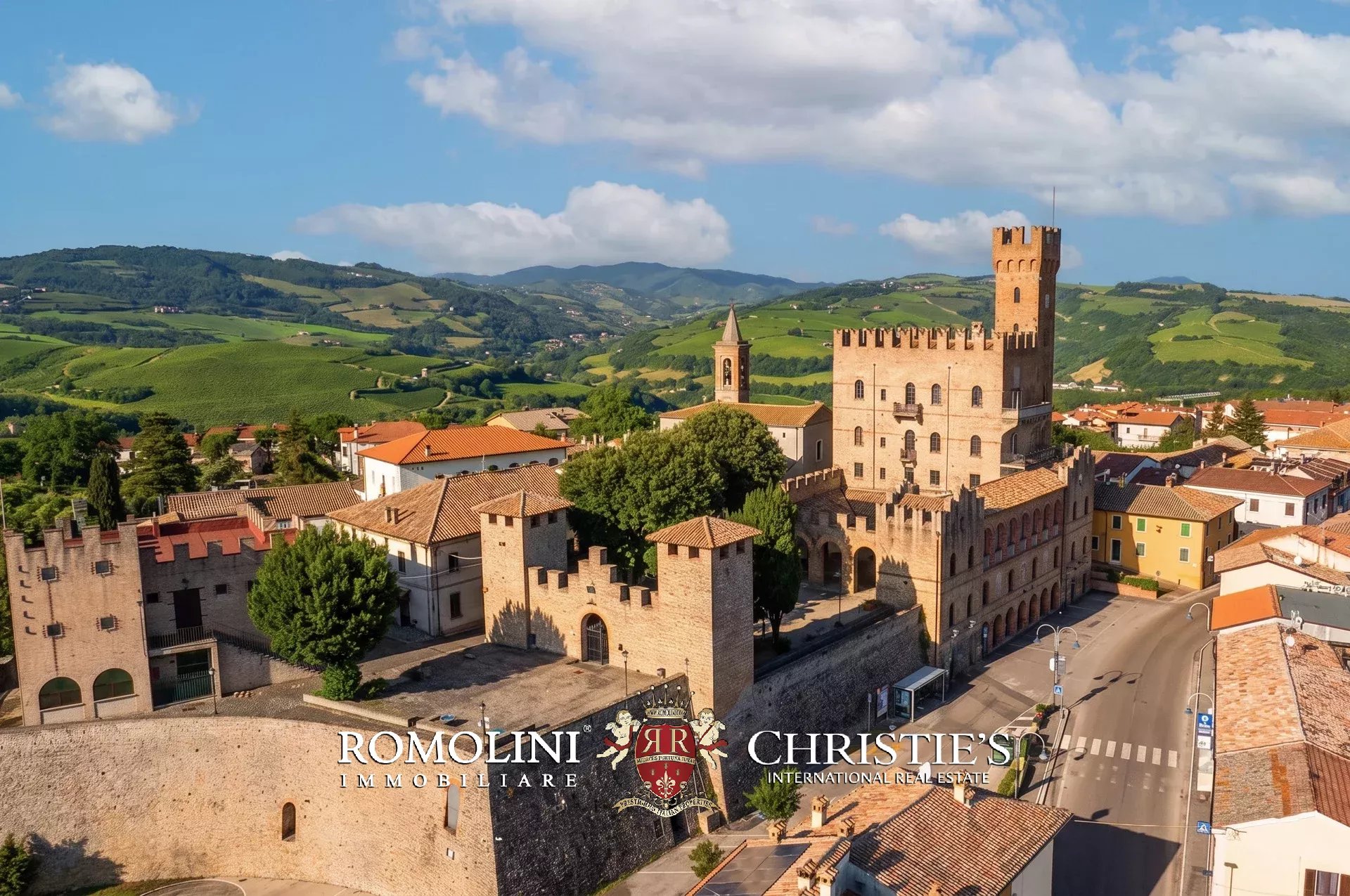 7 Bedroom Chateau's Image 6