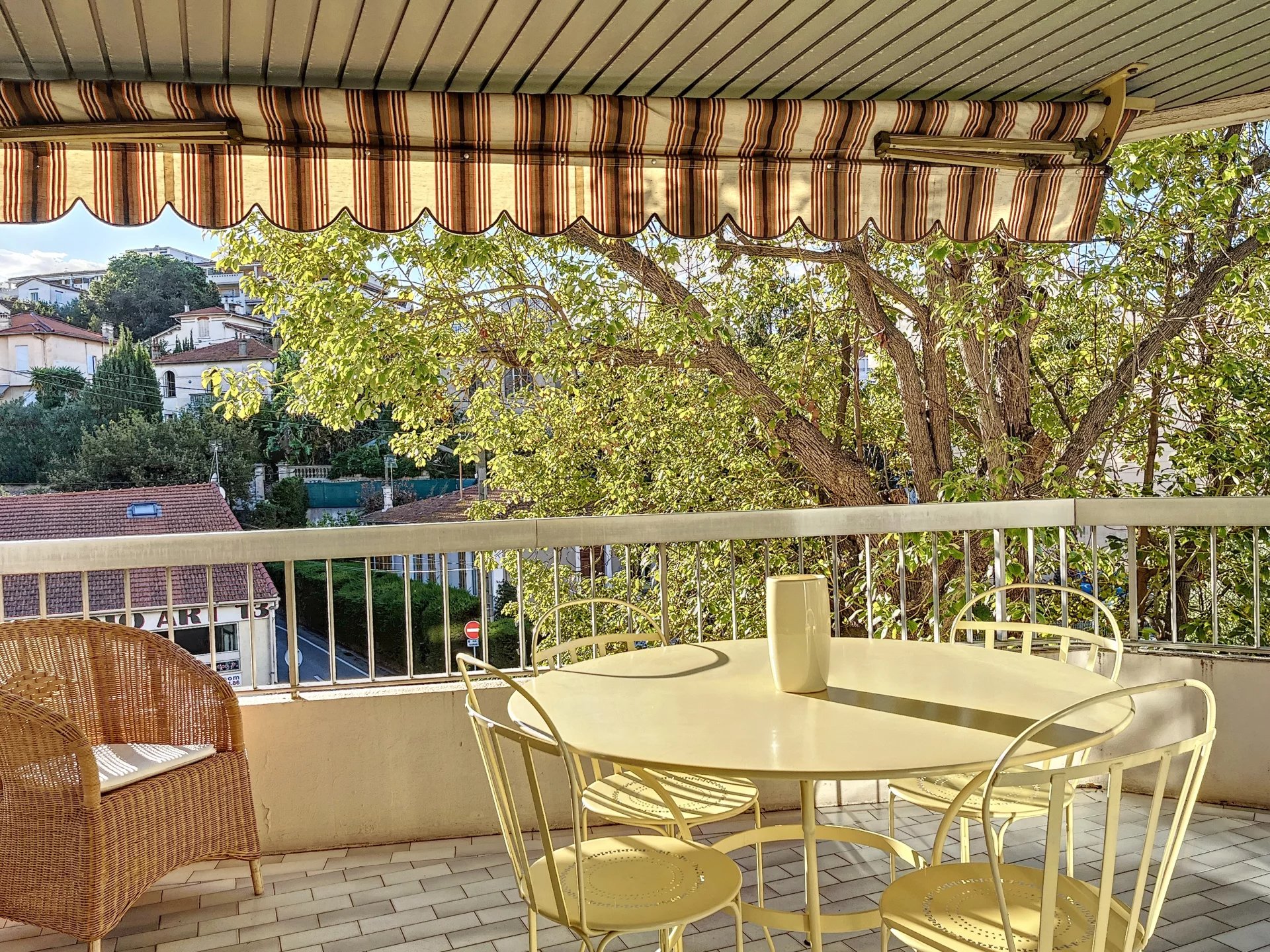 CANNES Centre    SOUS OFFRE