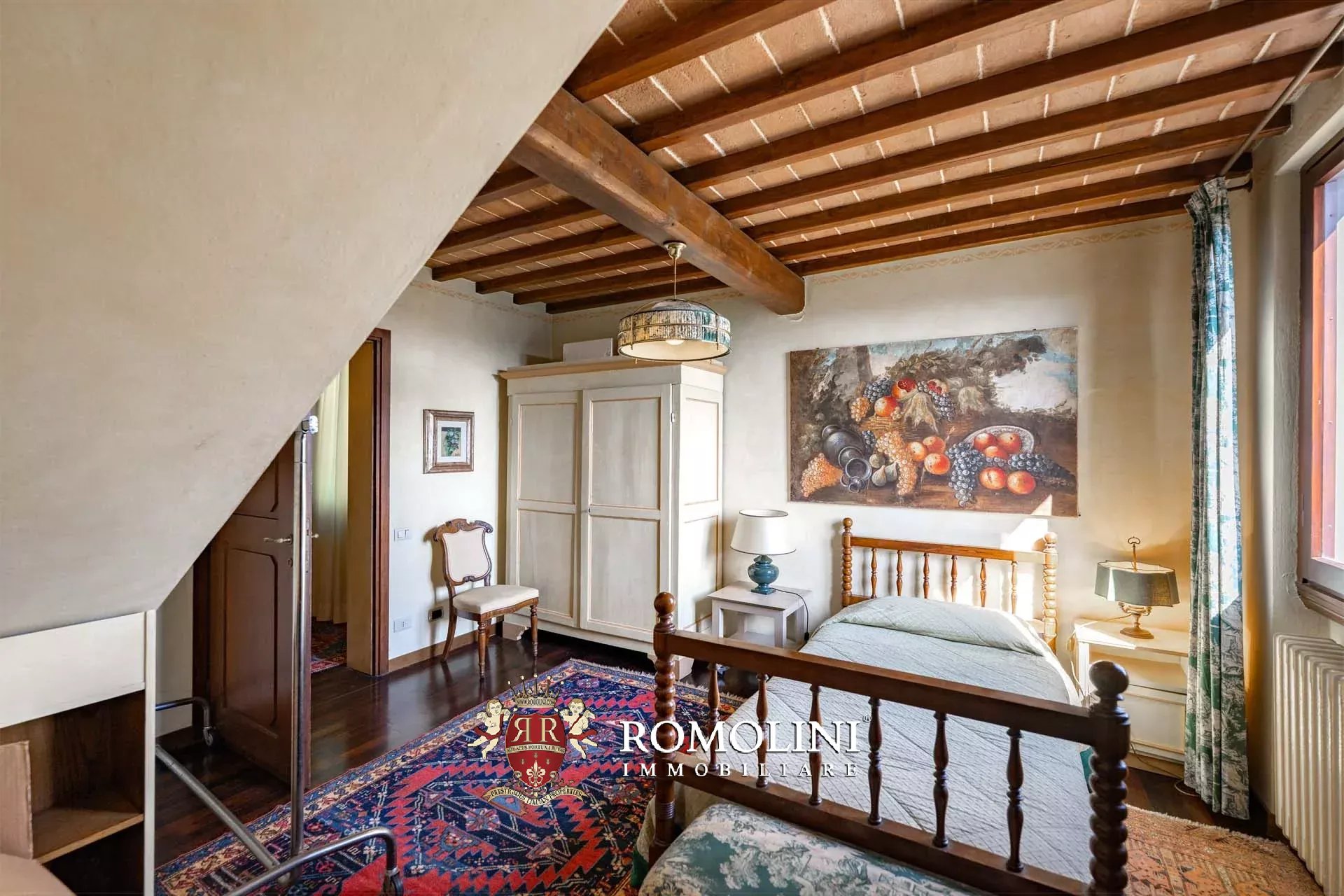 10 Bedroom Villa/Townhouse's Image 85