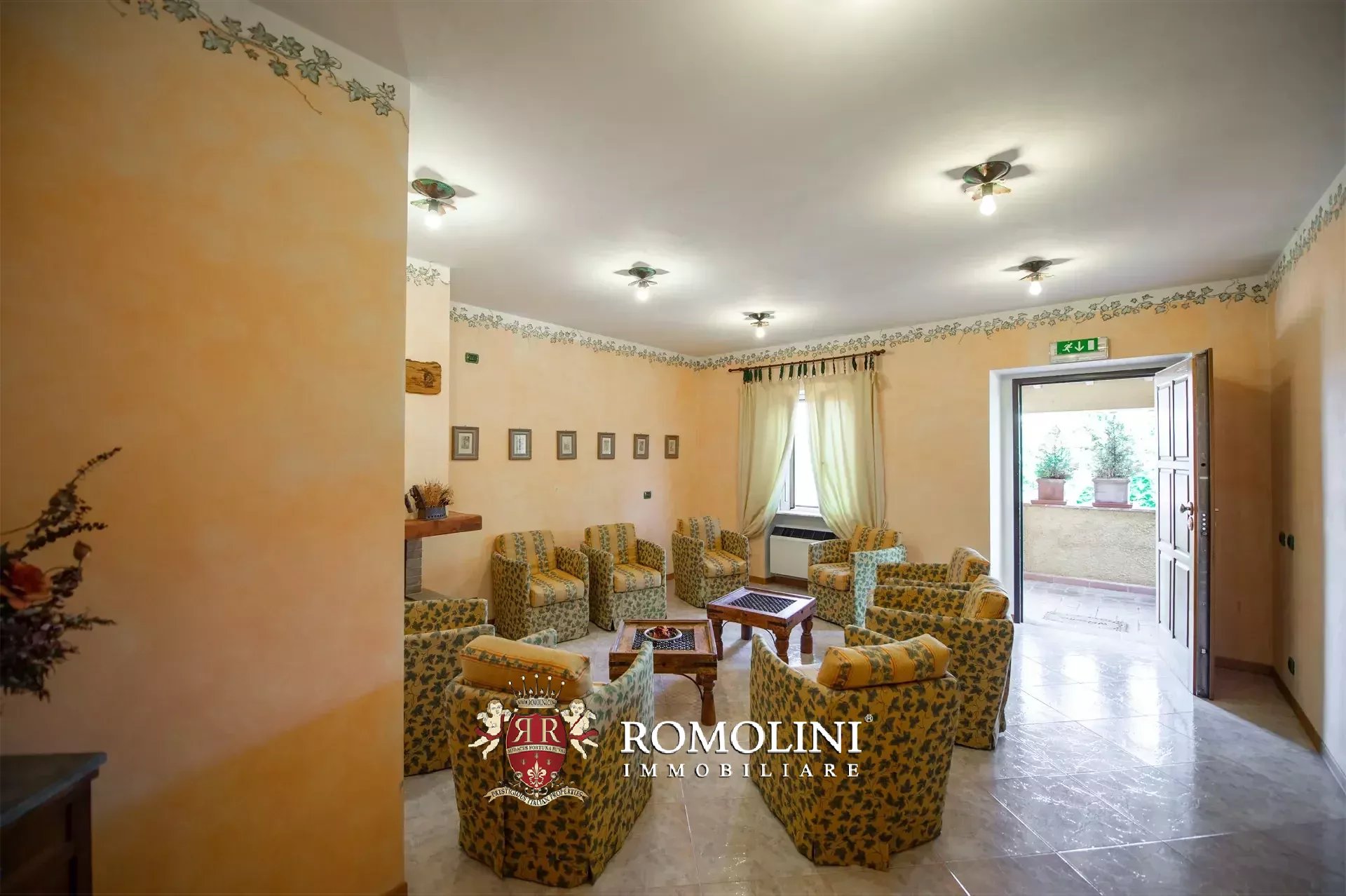 6 Bedroom Villa/Townhouse's Image 28