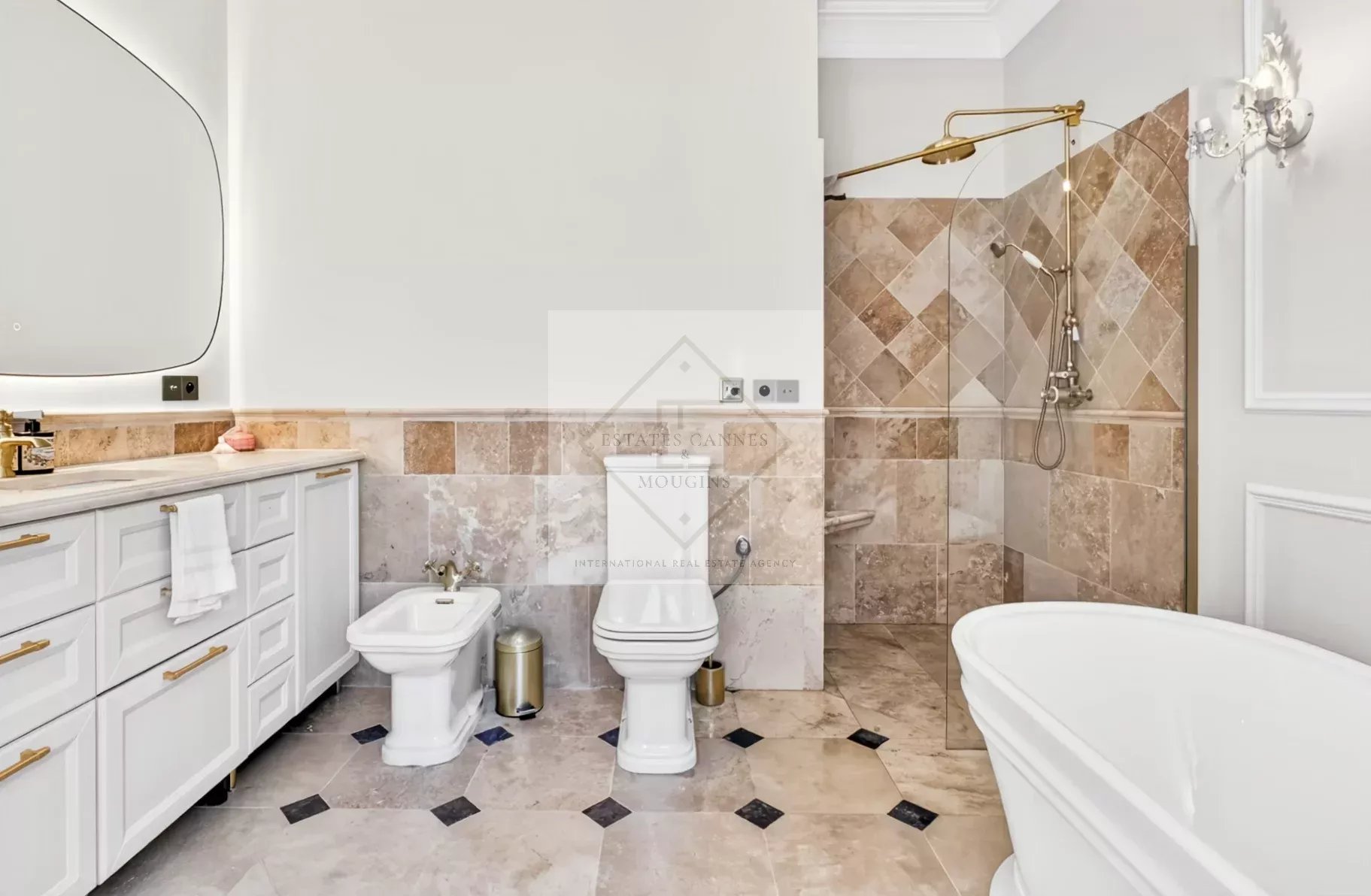 Magnifique villa rénovée au cœur du Cap d’Antibes — photo 15