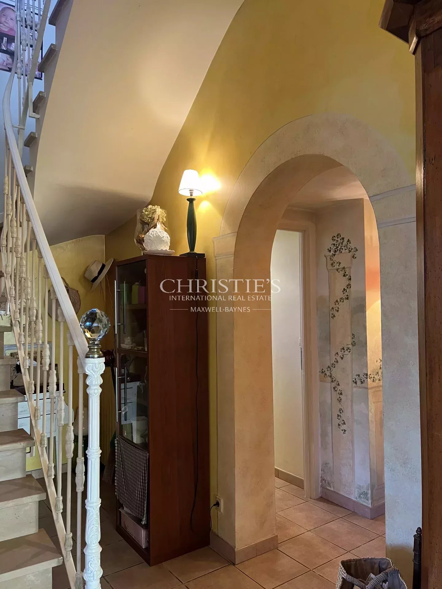 3 Bedroom Villa/Townhouse's Image 10