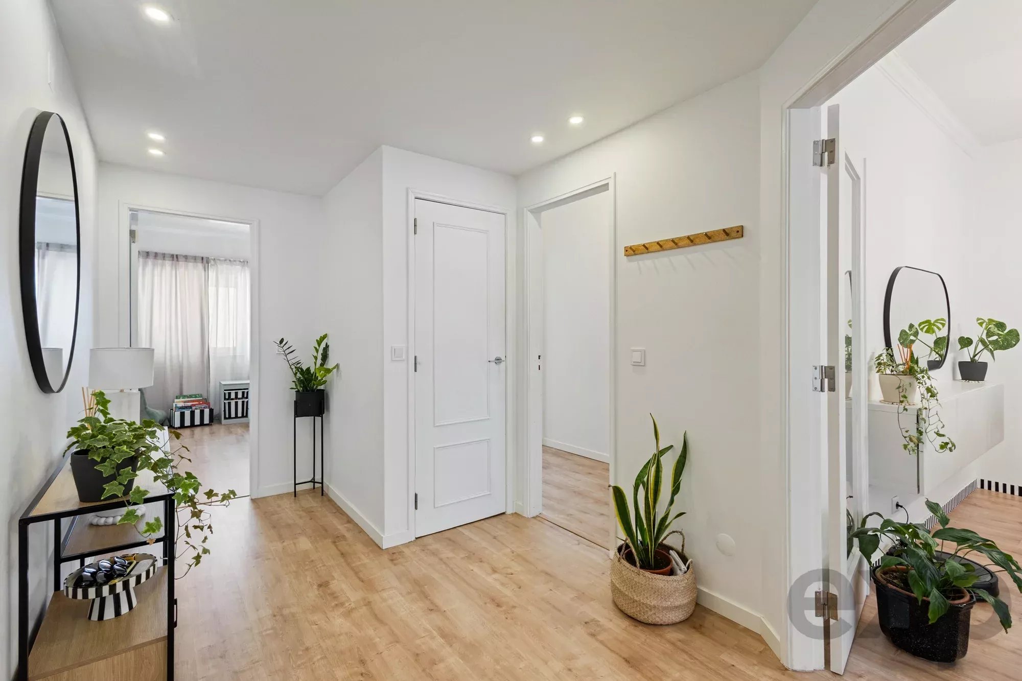 Excelente T2 Remodelado 87088531 image 7