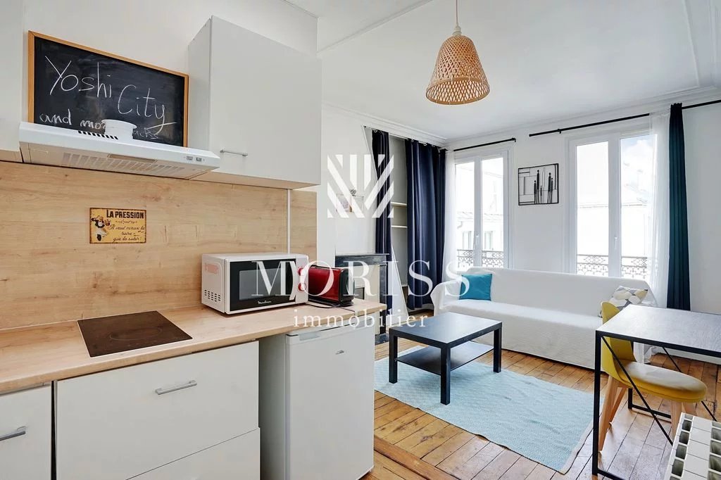 STUDIO - PLACE DE CLICHY - GRANDES CARRIÈRES - 75018 PARIS - Image 1