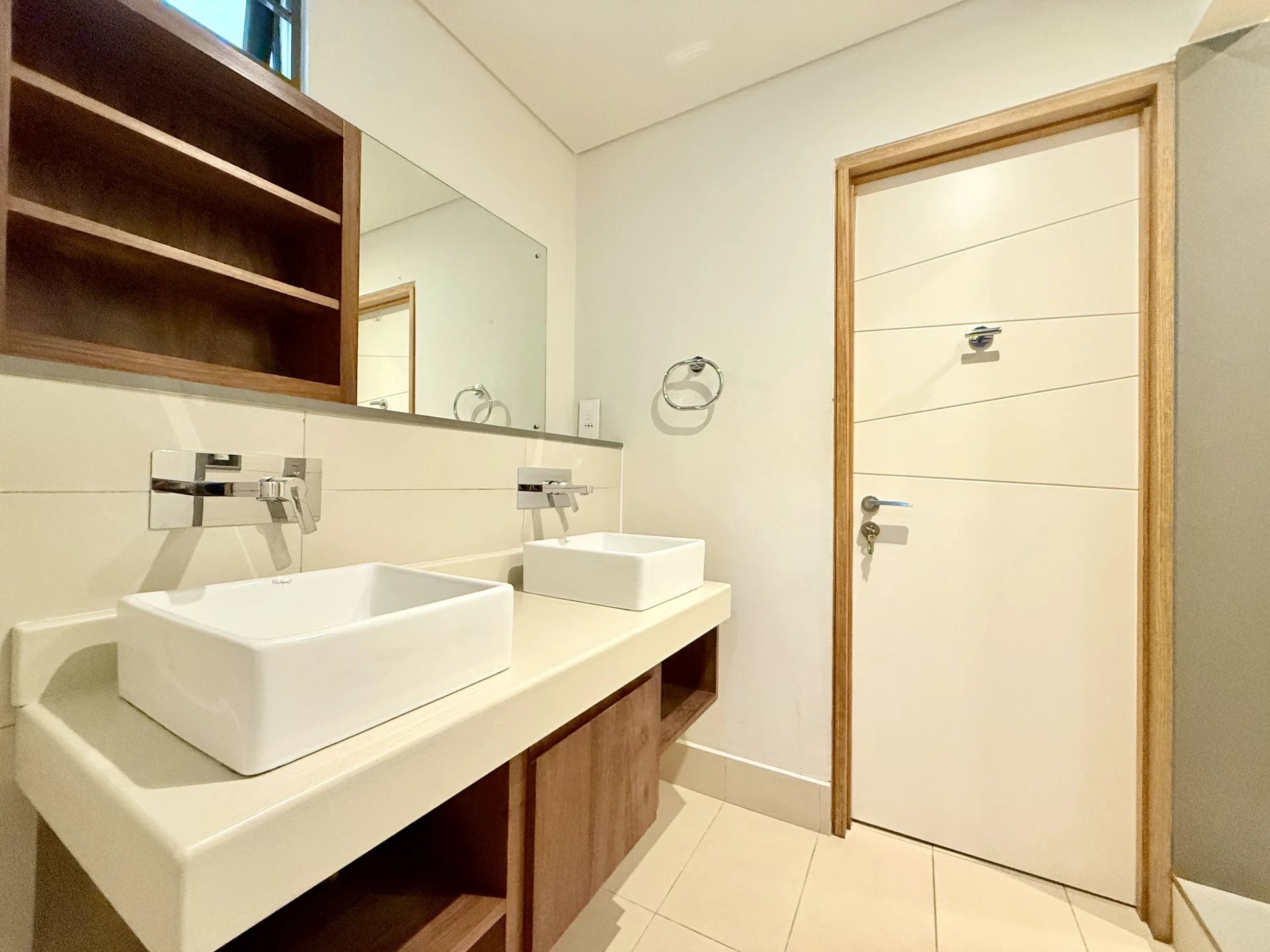 Daire Rivière Noire - picture 10