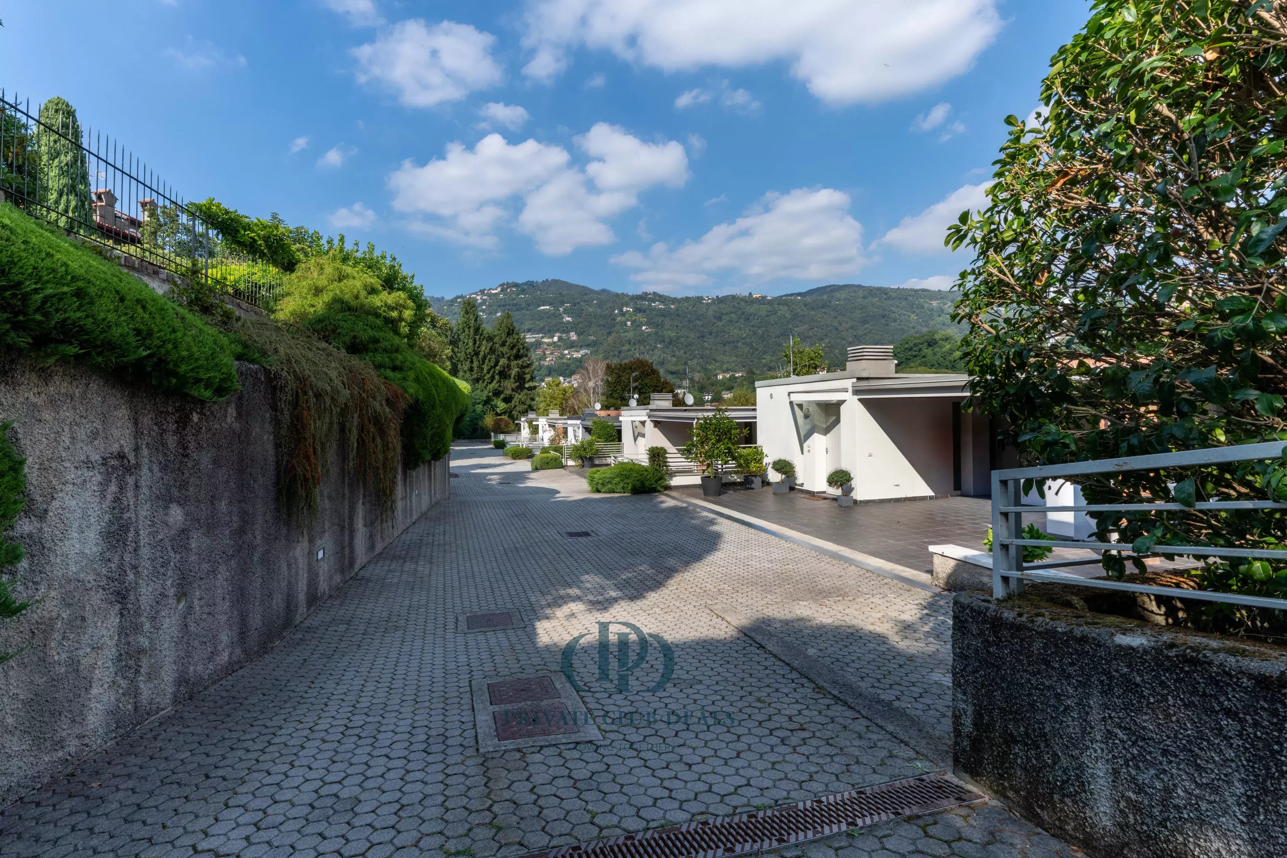 Villa Como - picture 39