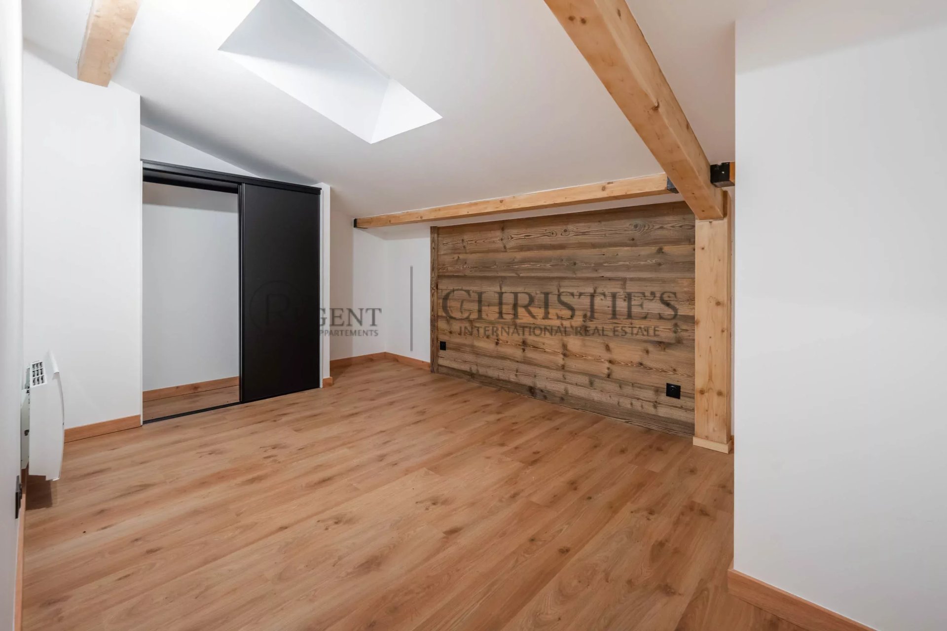 4 Bedroom Apartment/Flat's Image 5