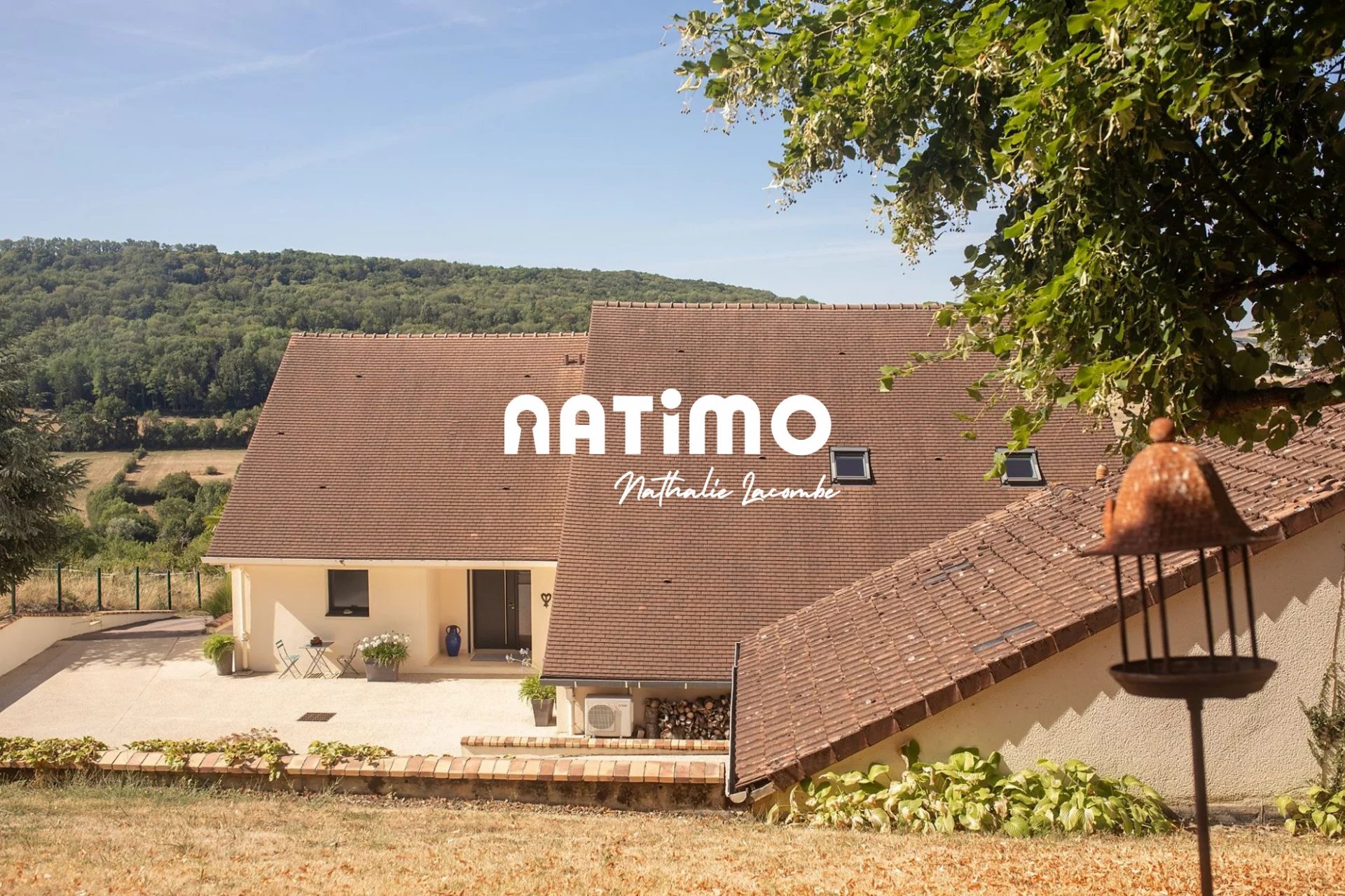 VILLA DE STANDING & PISCINE VALLEE DE L 'AUXOIS
