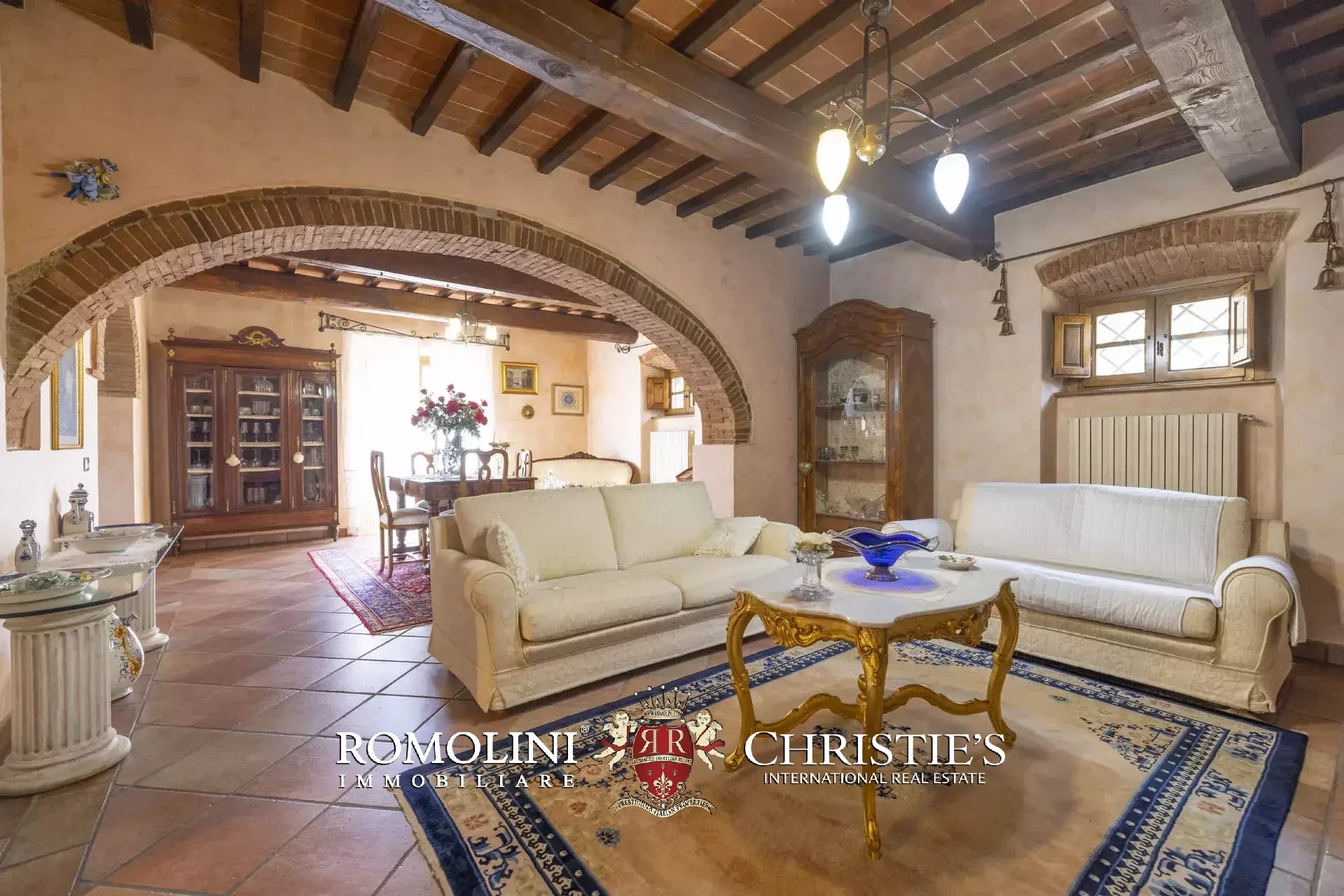5 Bedroom Villa/Townhouse's Image 40