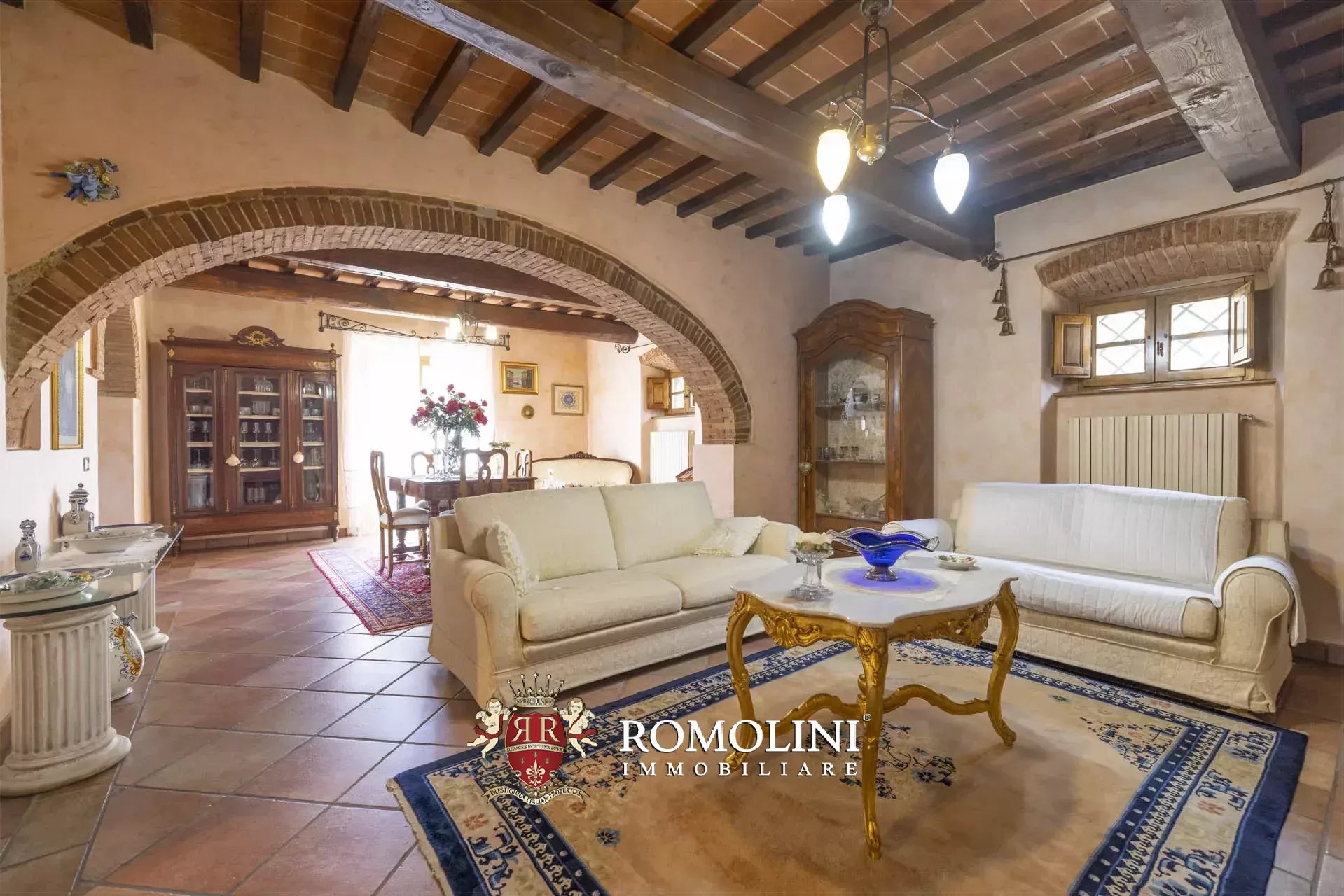 5 Bedroom Villa/Townhouse's Image 40