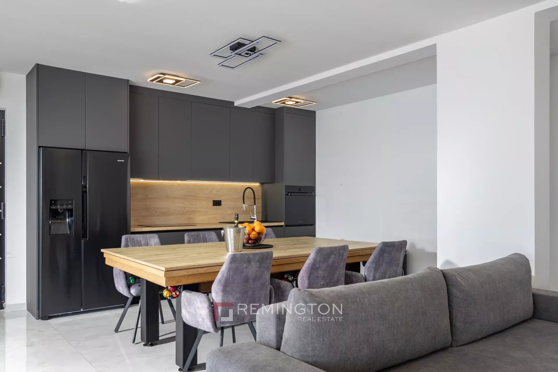 2 Bedroom Villa/Townhouse's Image 3