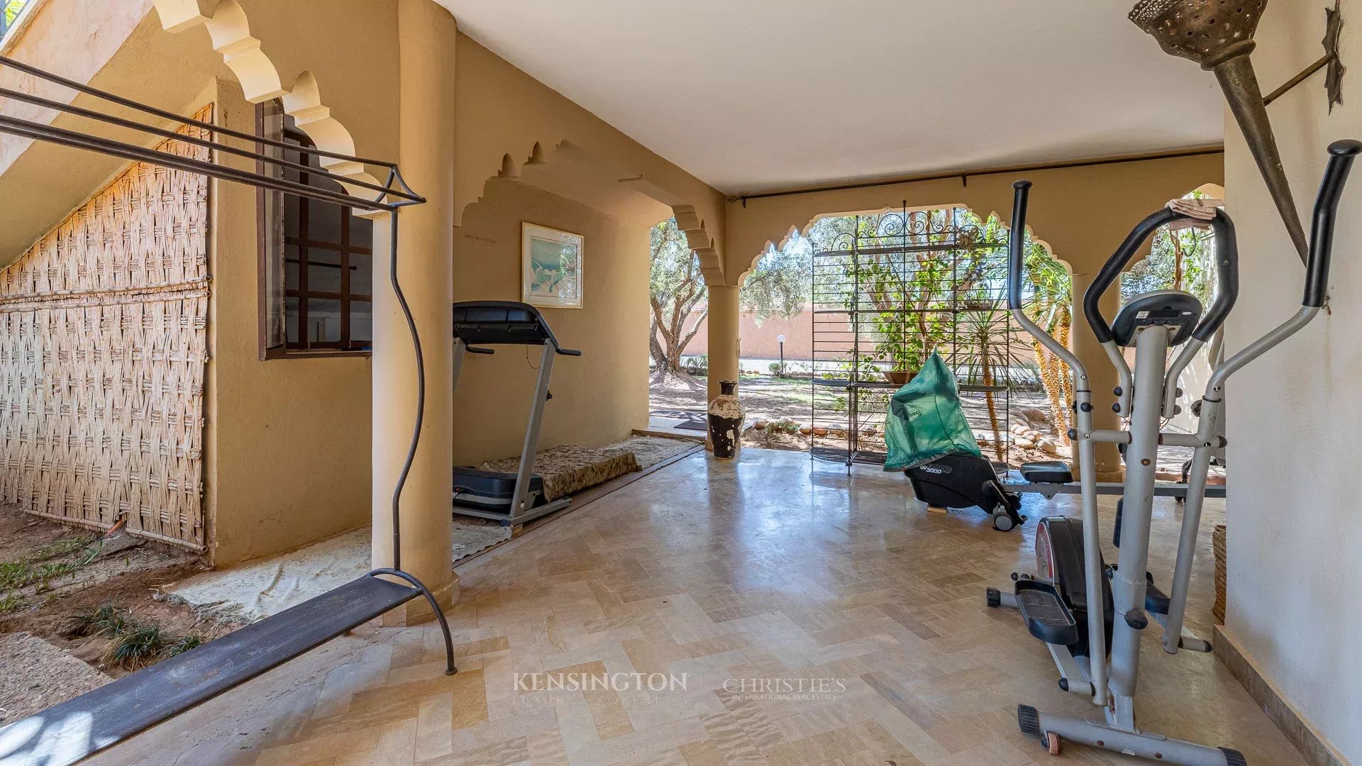 5 Bedroom Villa/Townhouse's Image 41