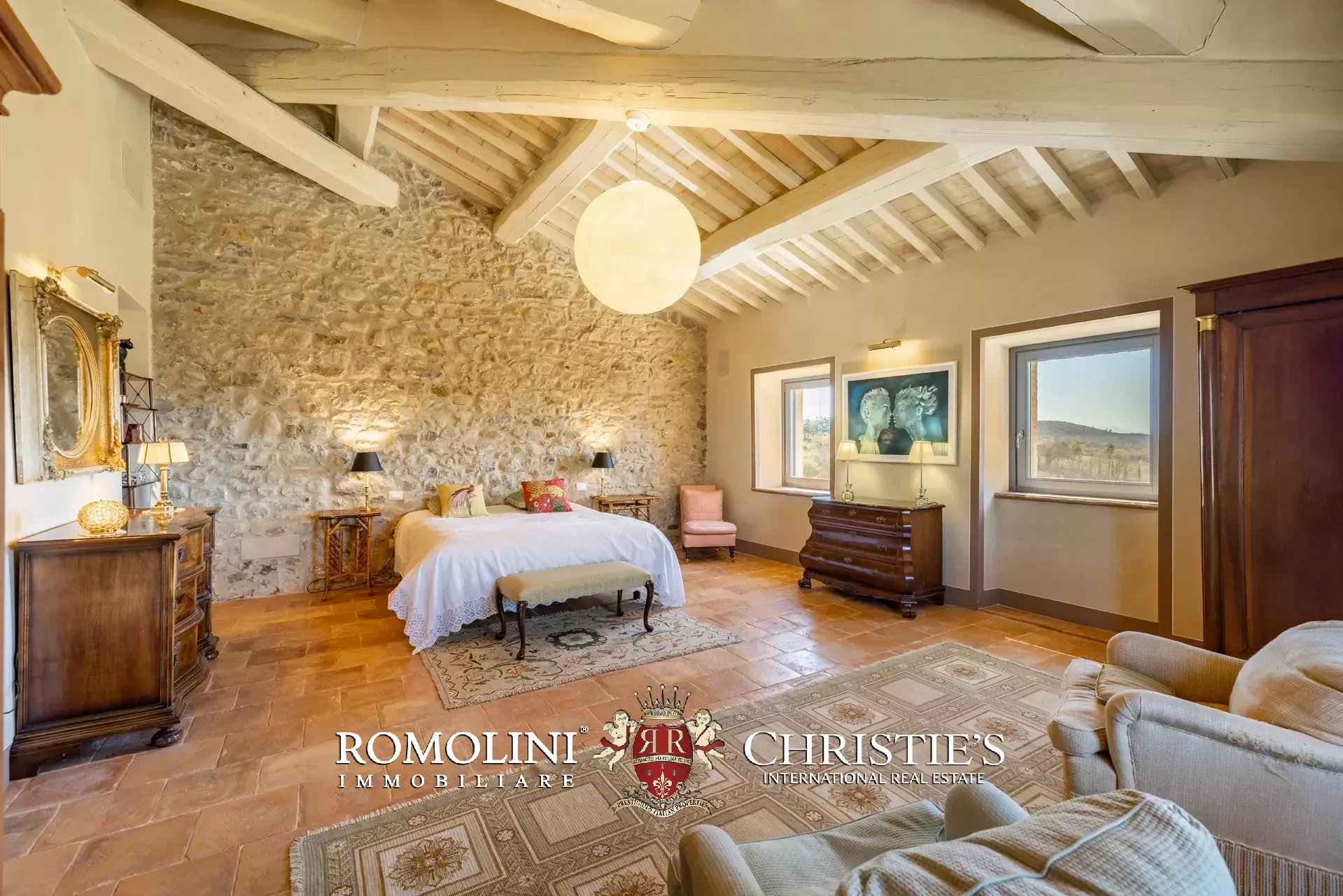 6 Bedroom Villa/Townhouse's Image 92