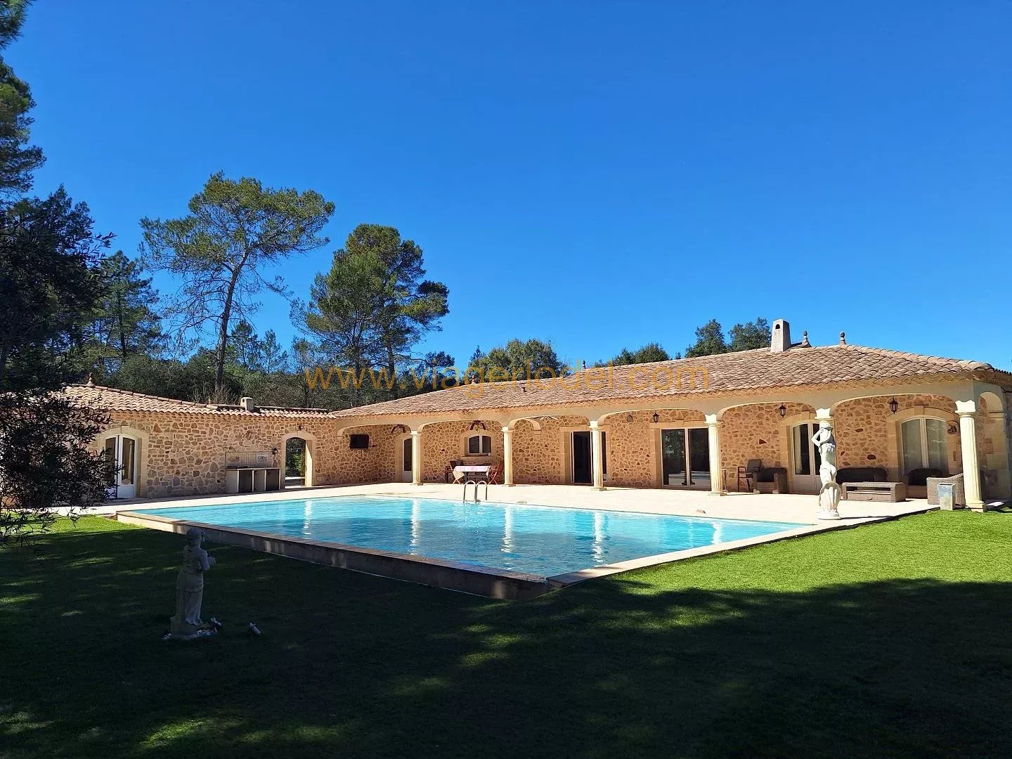 Réf.10072 - LES ARCS (83), Vente classique