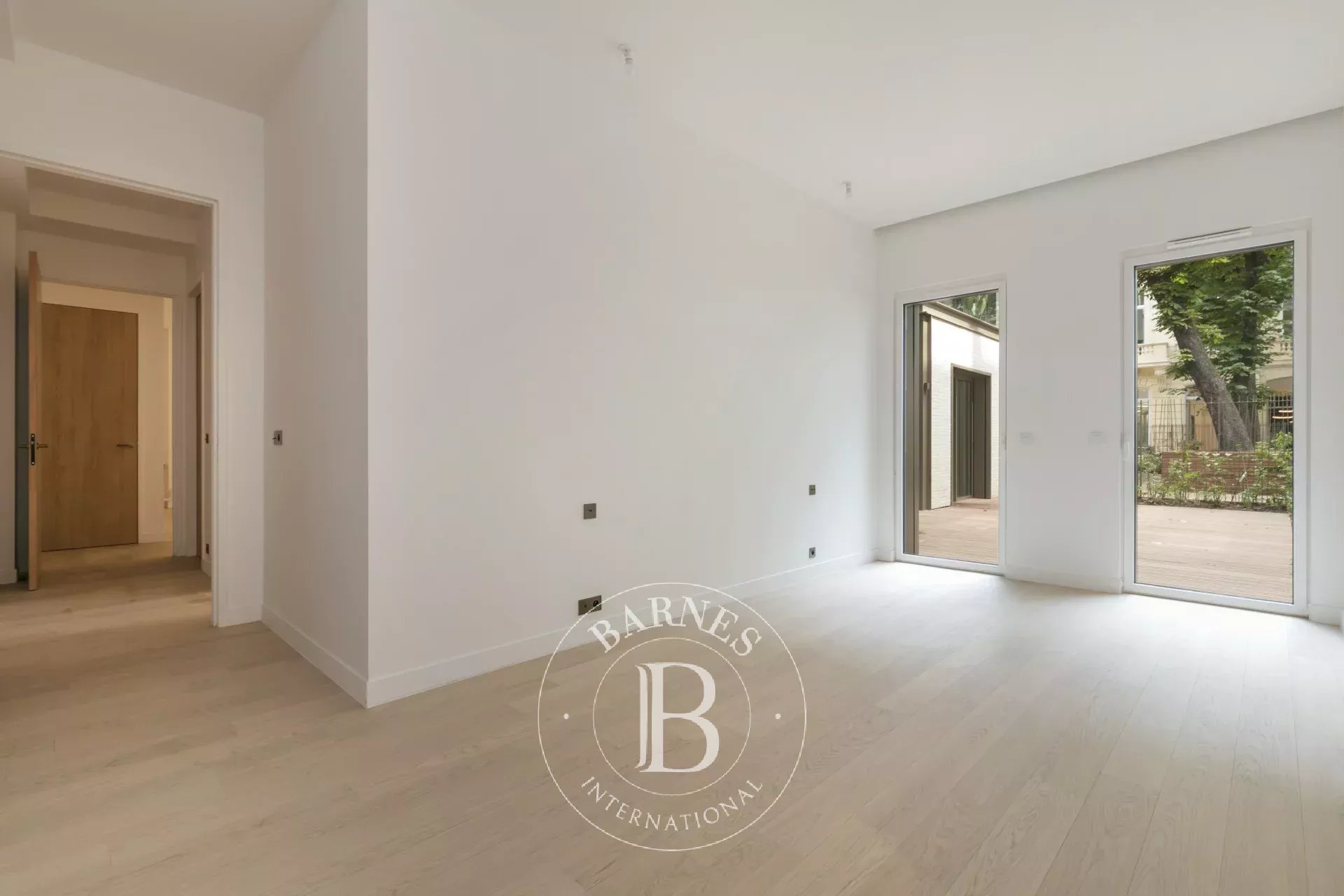 Daire Paris 8ème - picture 6