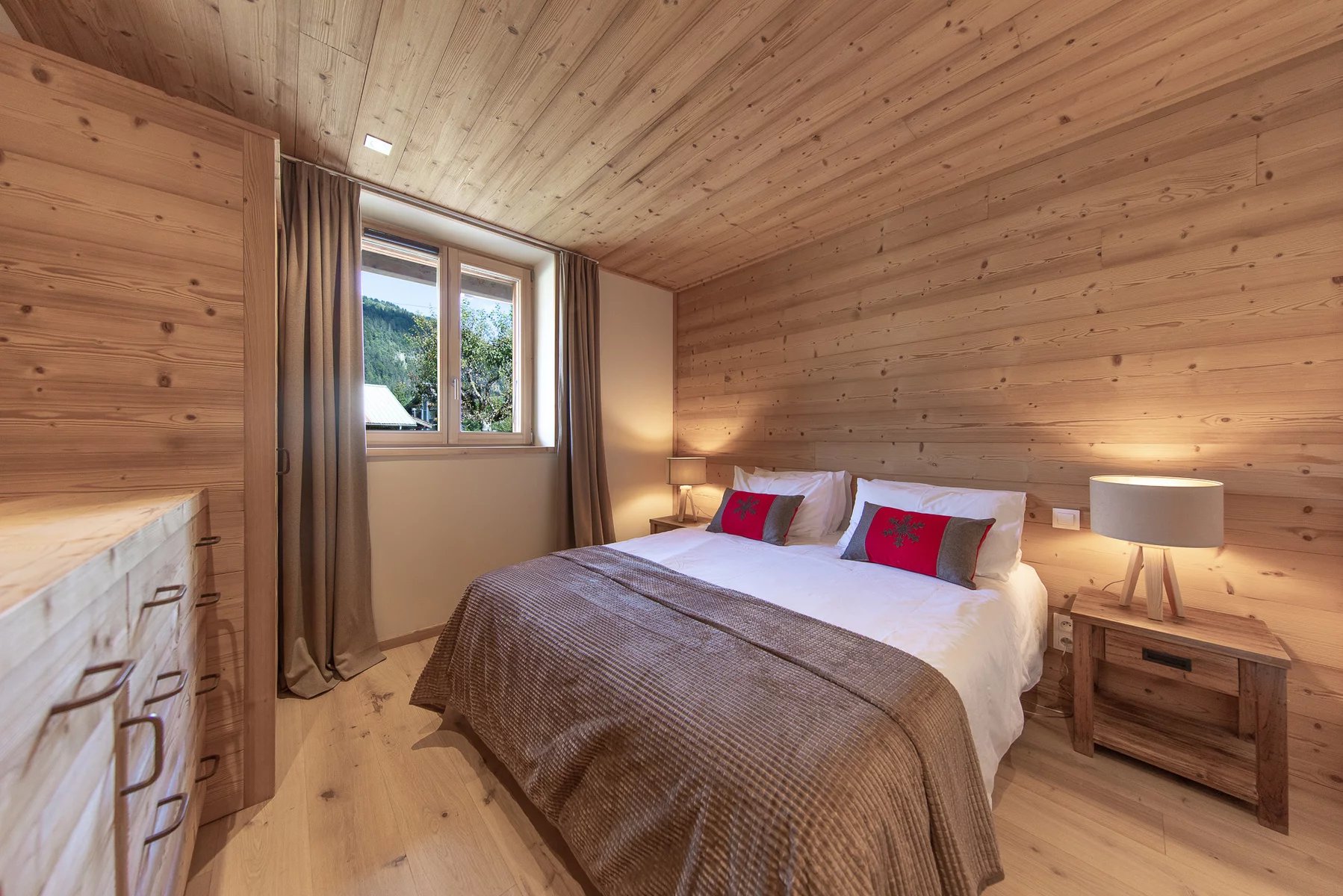Photo of MORZINE - 5-bedroom chalet Morzine