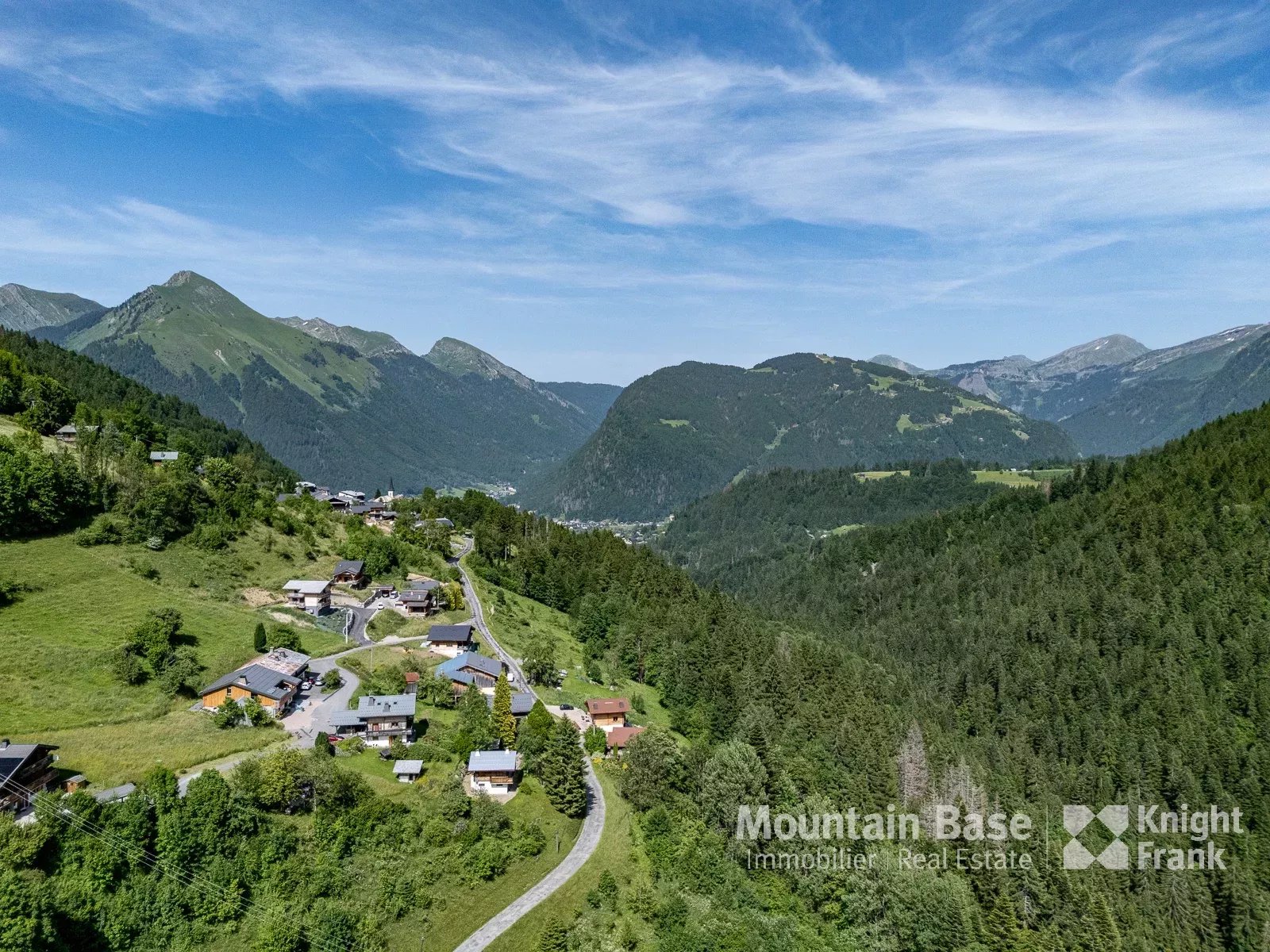Photo of Stunning 7 bedroom chalet in La Côte d’Arbroz