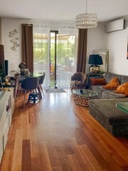 Apartment in Villeneuve-Loubet — photo 2 of 7