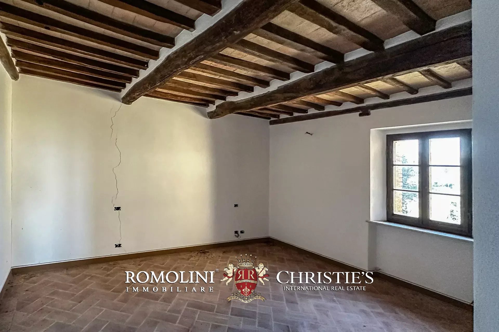 4 Bedroom Vineyard's Image 18