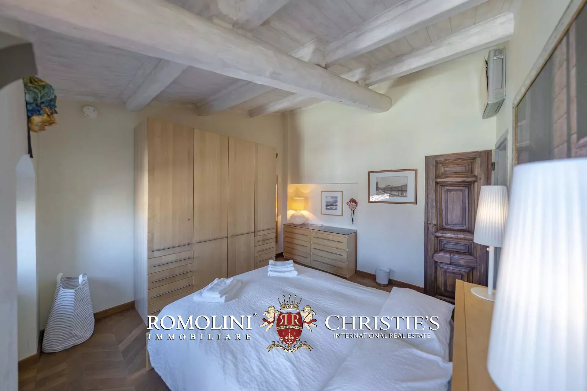 4 Bedroom Apartment/Flat's Image 31