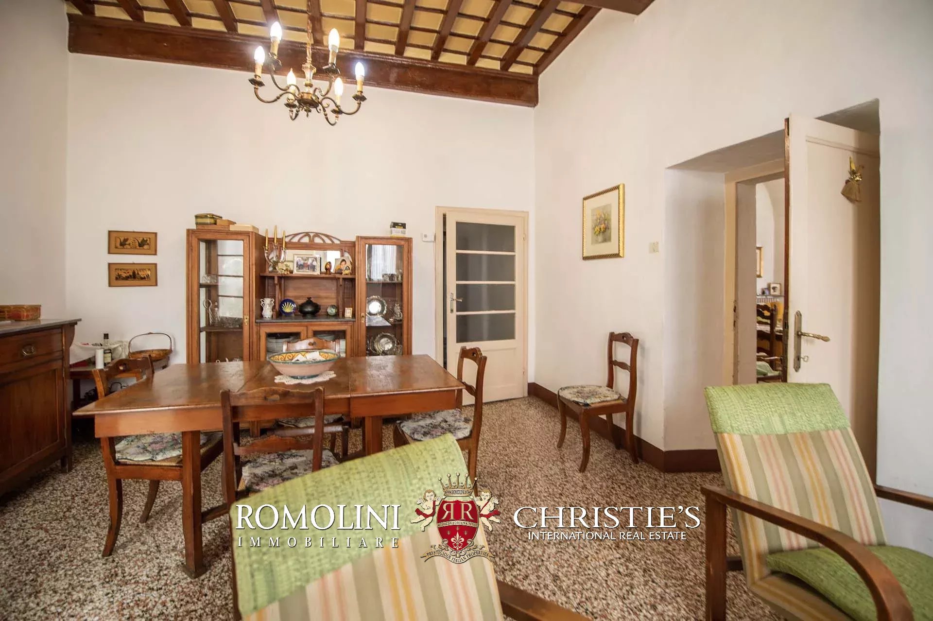 4 Bedroom Villa/Townhouse's Image 28