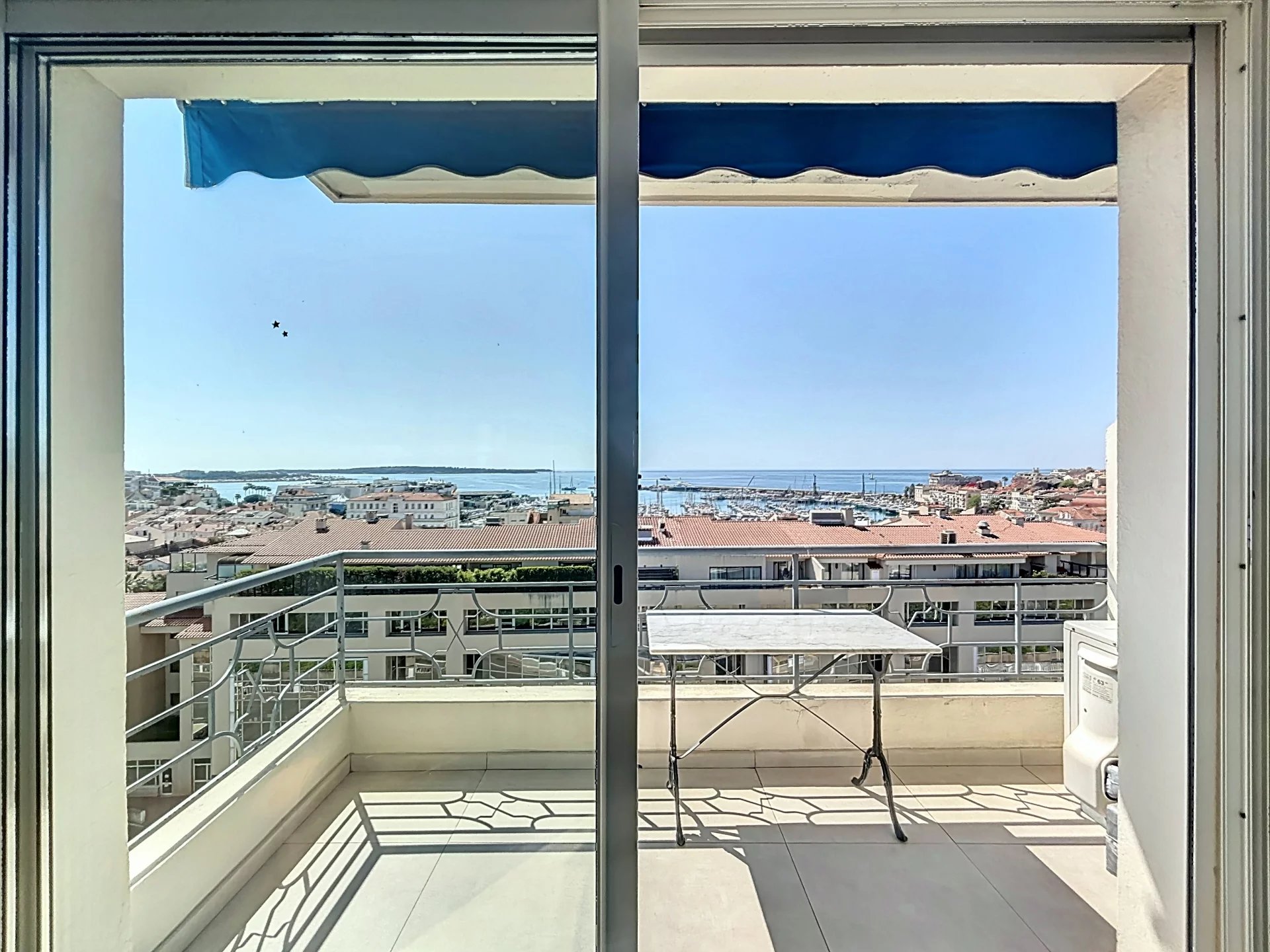 3 Rooms Sea View Cannes