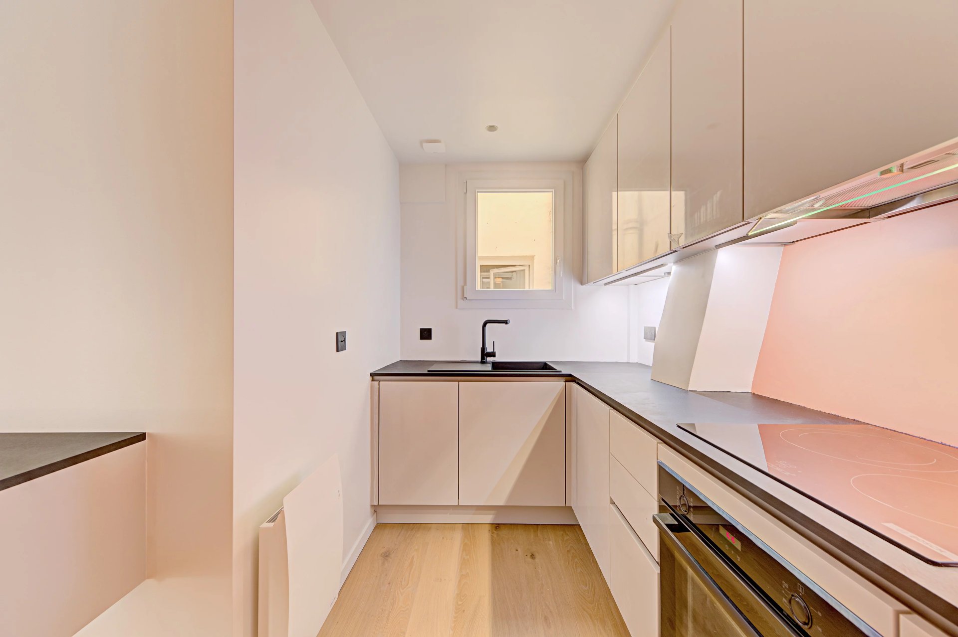 1 Bedroom Apartment/Flat's Image 9
