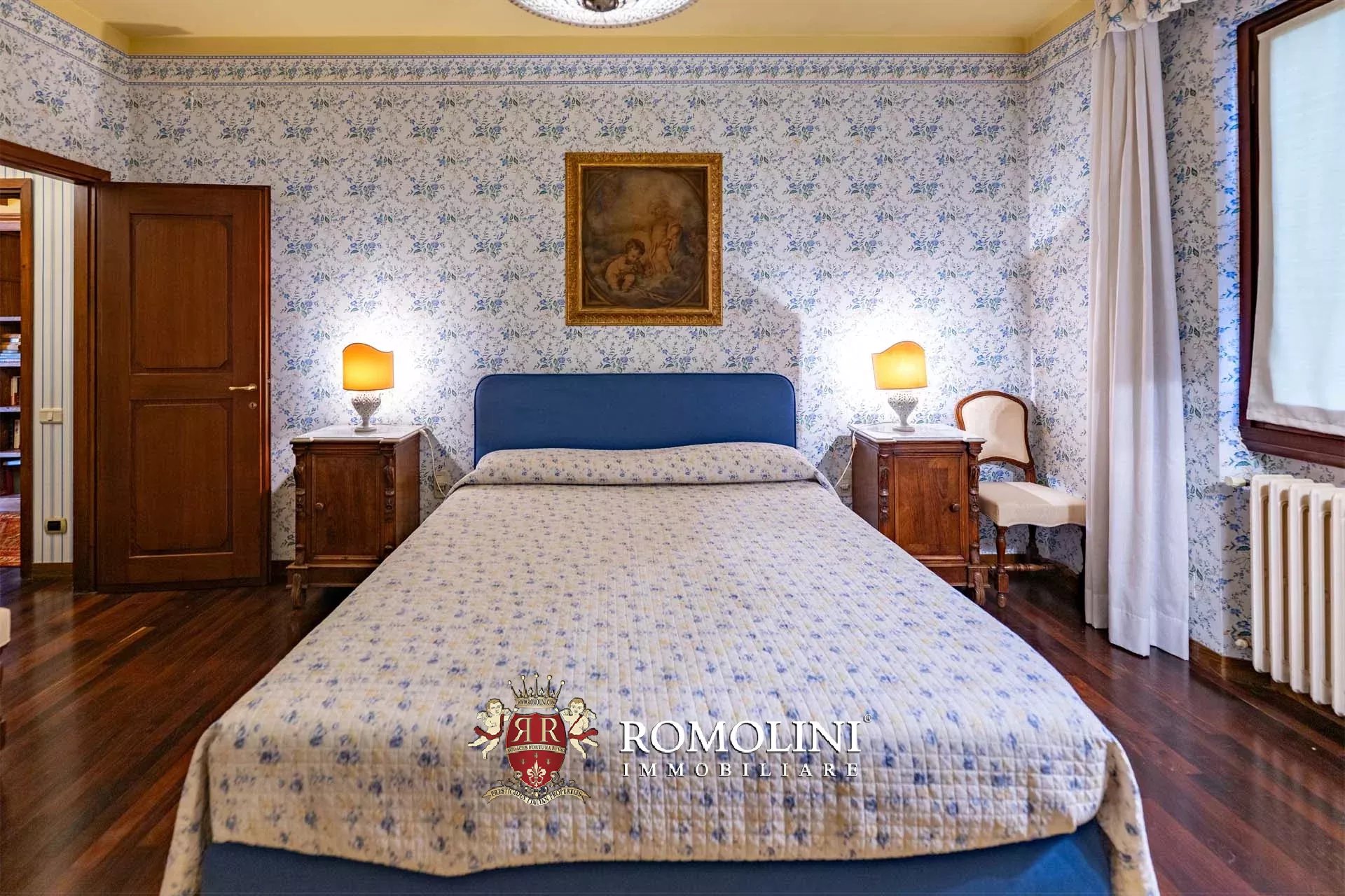 10 Bedroom Villa/Townhouse's Image 81