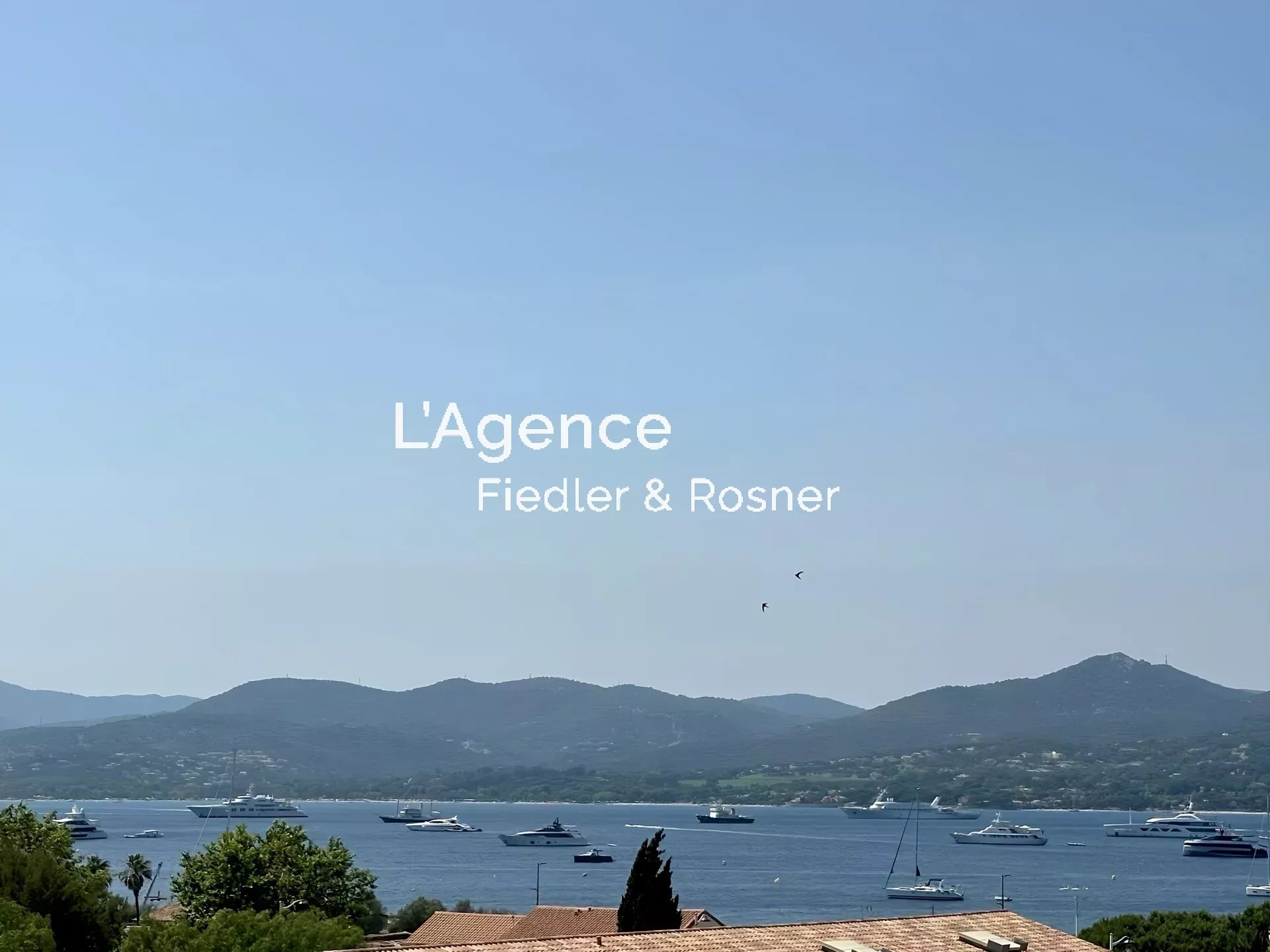 REF 363 : APPARTEMENT 2 CHAMBRES - TOIT TERRASSE AVEC VUE MER 360°