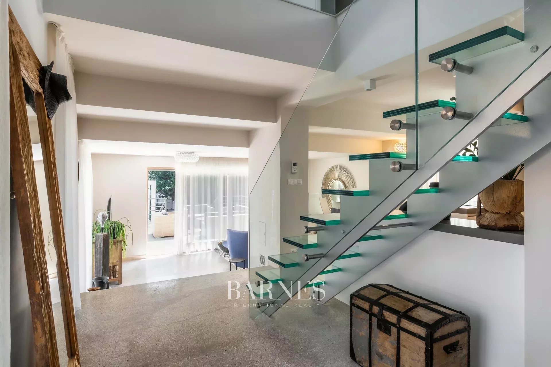 Ev Tihany - picture 9