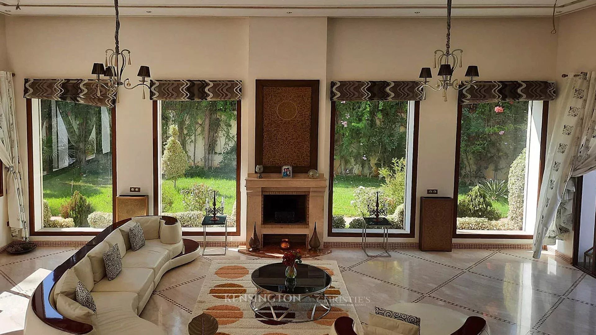 4 Bedroom Villa/Townhouse's Image 6