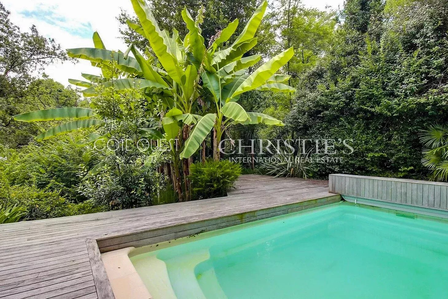 4 Bedroom Villa/Townhouse's Image 9